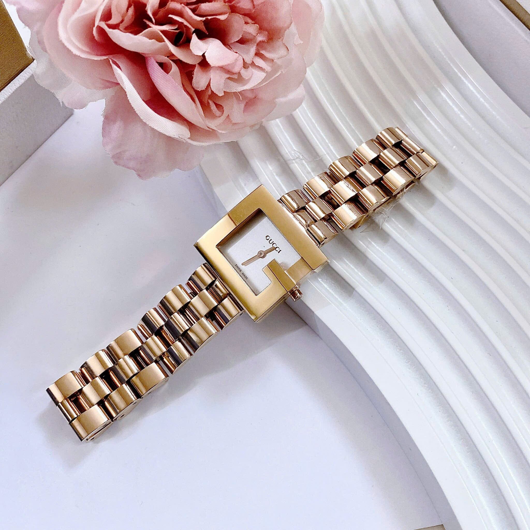 Đồng Hồ Gucci G-Watch |Nữ Giới |Mặt Vuông |Dây Kim Loại Rose Gold |Máy Pin (Quartz) |Size 23x21mm |donghogiatot.vn