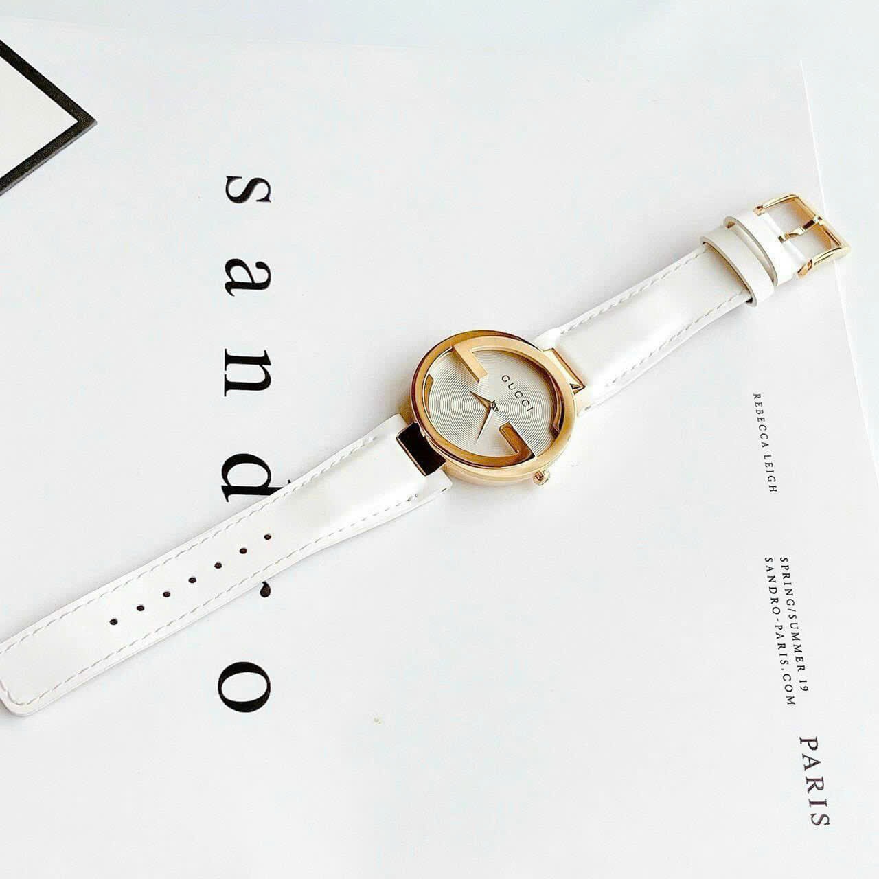 Đồng Hồ Gucci Interlocking |Nữ Giới |Vàng Gold |Dây Da Trắng |Máy Pin (Quartz) |Size 36mm |donghogiatot.vn