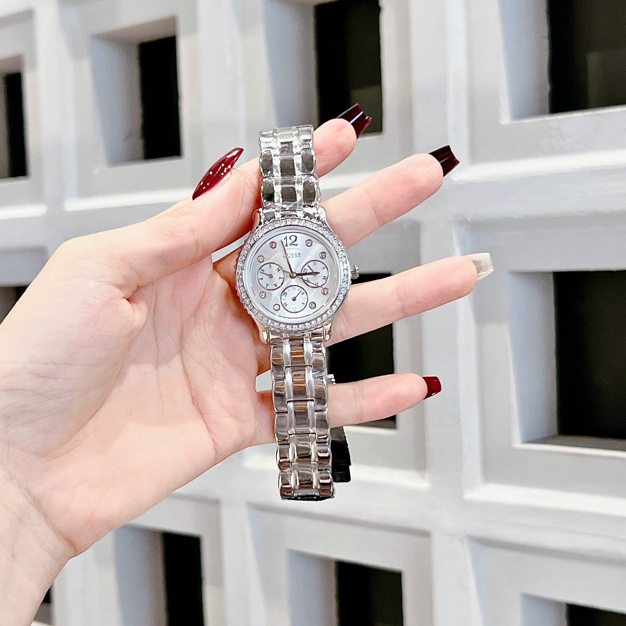 Đồng Hồ Guess 6 Kim |Nữ Giới |Mặt Đính Đá |Dây Kim Loại Silver |Máy Pin (Quartz) |Size 33mm |donghogiatot.vn
