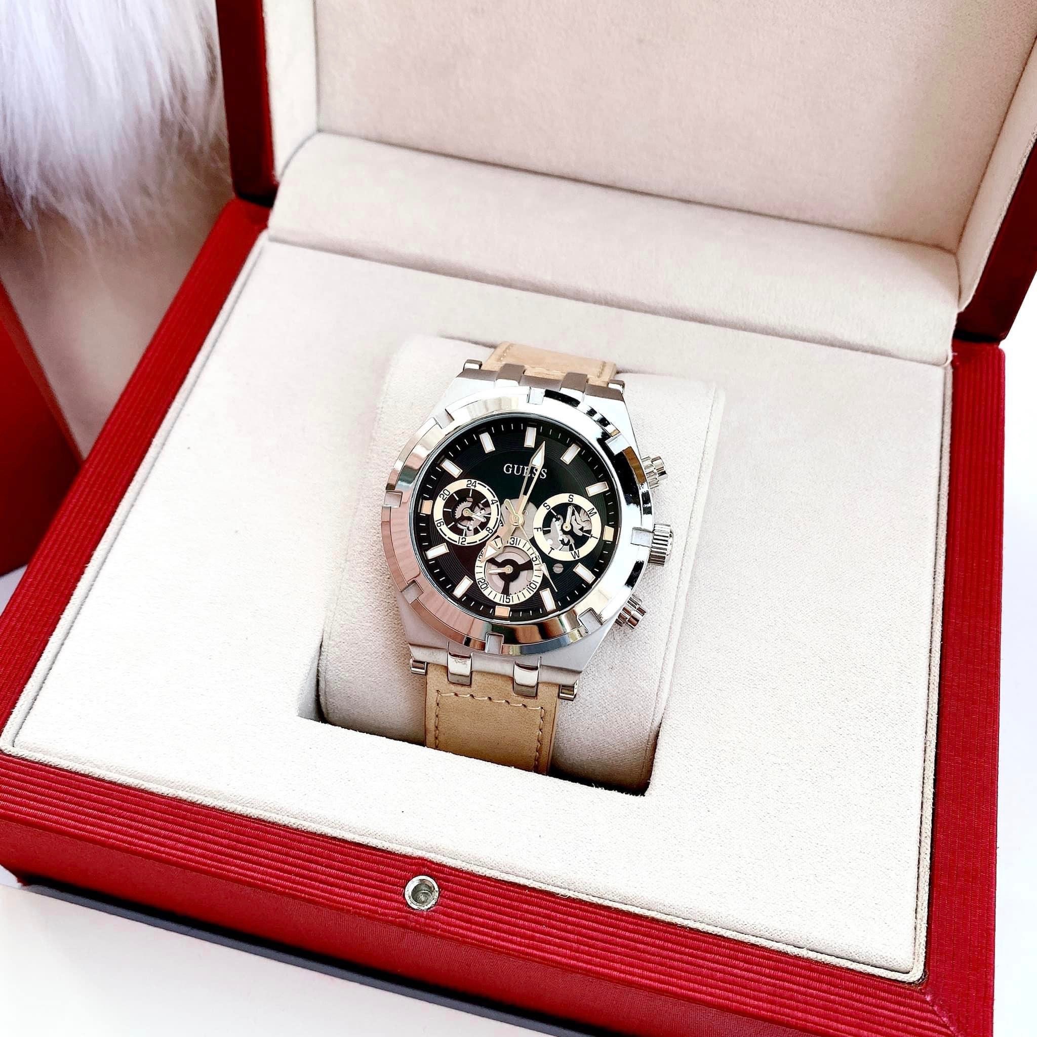 Đồng Hồ Guess Allara |Nam Giới |Chronograph |Silver |Dây Da Nâu |Máy Pin (Quartz) |Size 44mm |donghogiatot.vn