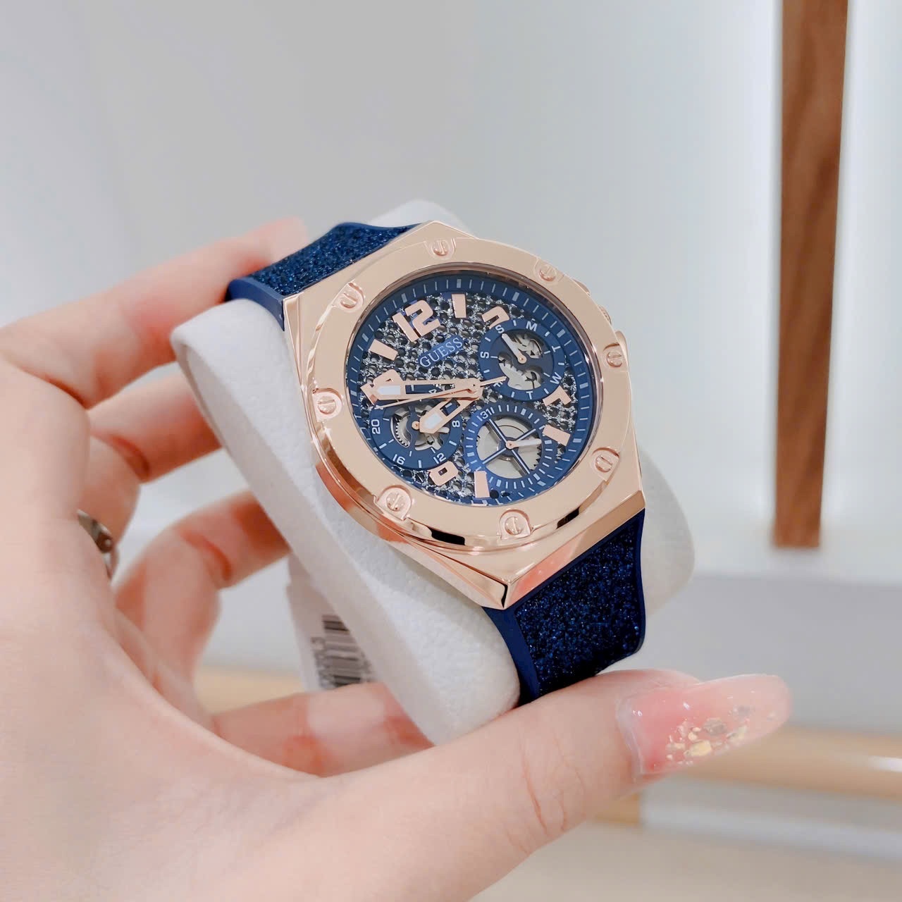 Đồng Hồ Guess Asteria |Nữ Giới |Rose Gold |Dây Cao Su Xanh Nhũ |Máy Pin (Quartz) |Size 40mm |donghogiatot.vn