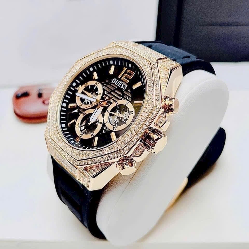 Đồng Hồ Guess Cut-thru |Nam Giới |Vàng Gold |Dây Cao Su Đen |Máy Pin (Quartz) |Size 44mm |donghogiatot.vn