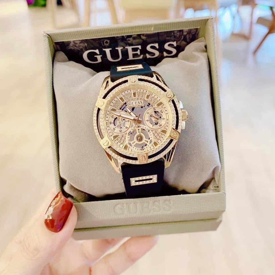 Đồng Hồ Guess Cut-Thru |Nữ Giới |Đính Đá Vàng Gold |Dây Sillicone Đen |Máy Pin (Quartz) |Size 38mm |donghogiatot.vn