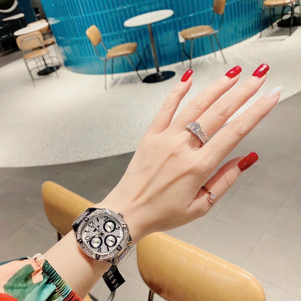 Đồng Hồ Guess Duke |Nữ Giới |Mặt Vuông |Dây Kim Loại Silver |Máy Pin (Quartz) |Size 40mm |donghogiatot.vn