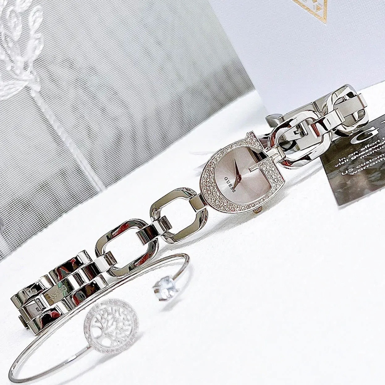 Đồng Hồ Guess Gia |Nữ Giới |Mặt Chữ G |Dây Mắt Xích Trắng Silver |Máy Pin (Quartz) |Size 22mm |donghogiatot.vn