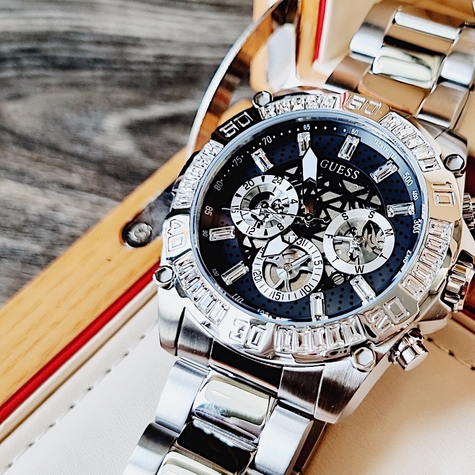 Đồng Hồ Guess Intrepid |Nam Giới |Đính Pha Lê Vuông |Dây Kim Loại Silver |Máy Pin (Quartz) |Size 46mm |donghogiatot.vn