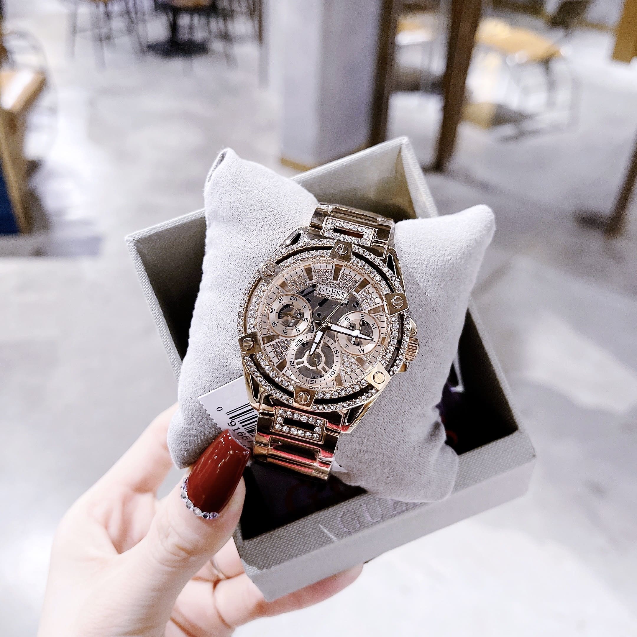 Đồng Hồ Guess Iridescent |Nữ Giới |Đính Đá |Dây Kim Loại Rose Gold |Máy Pin (Quartz) |Size 40mm |donghogiatot.vn