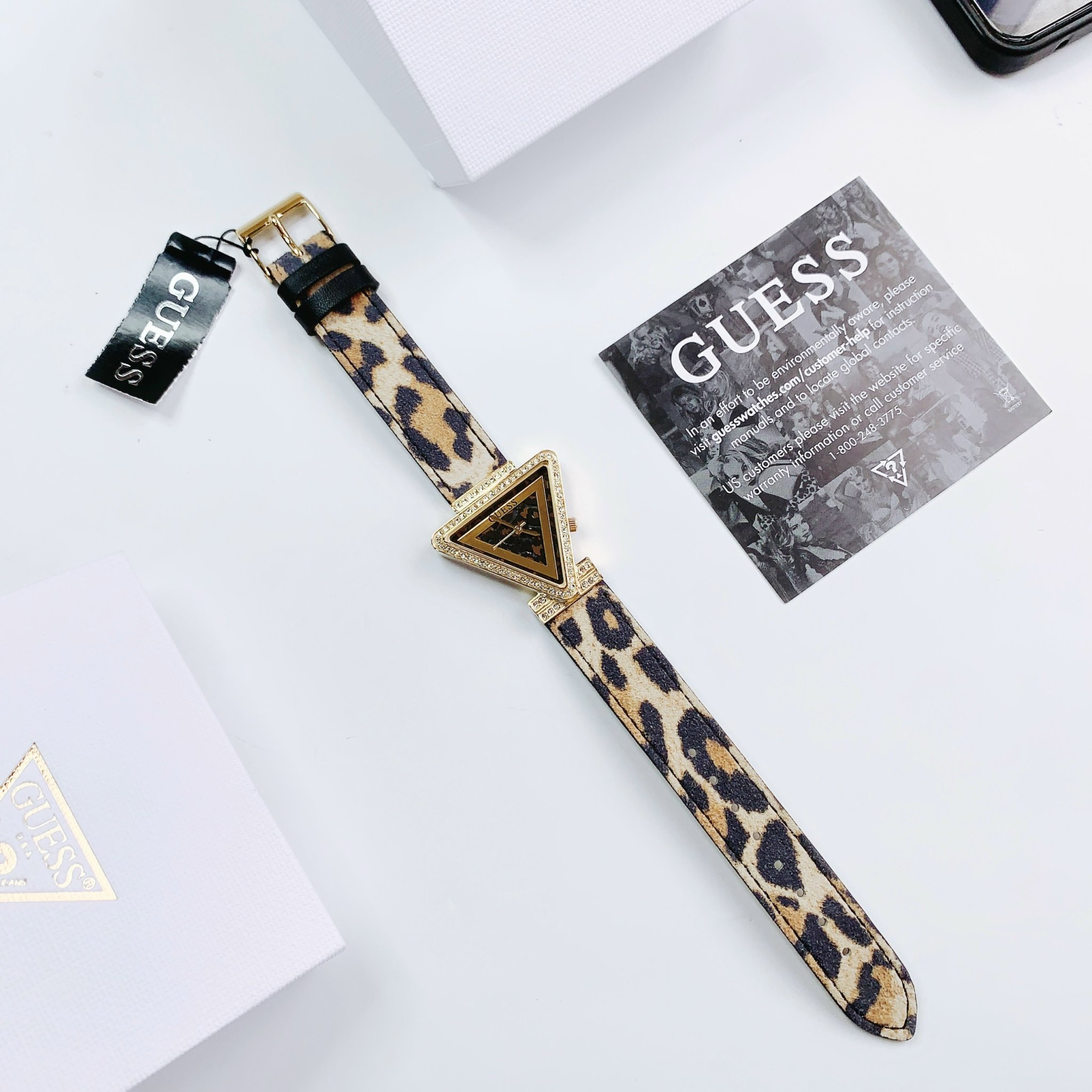 Đồng Hồ Guess Mặt Tam Giác |Nữ Giới |Đính Đá |Dây Da Beo |Máy Pin (Quartz) |Size 34mm |donghogiatot.vn