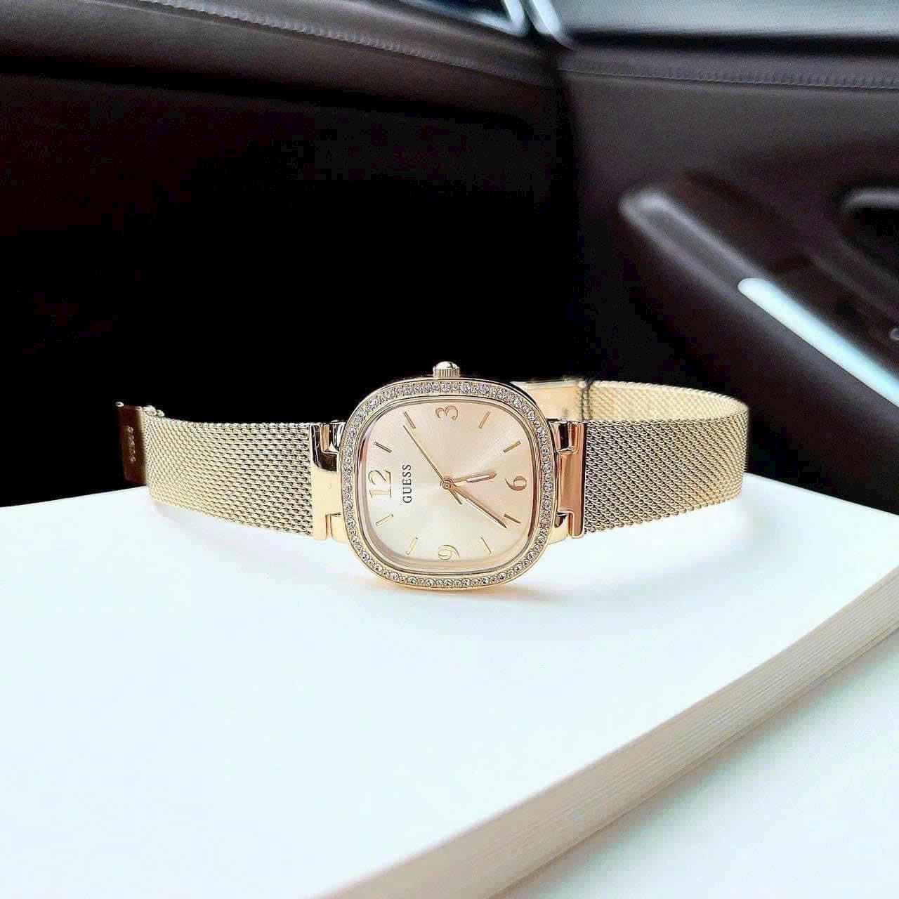 Đồng Hồ Guess Mặt Vuông |Nữ Giới |Dây Mesh Lưới Rose Gold |Máy Pin (Quartz) |Size 32mm |donghogiatot.vn