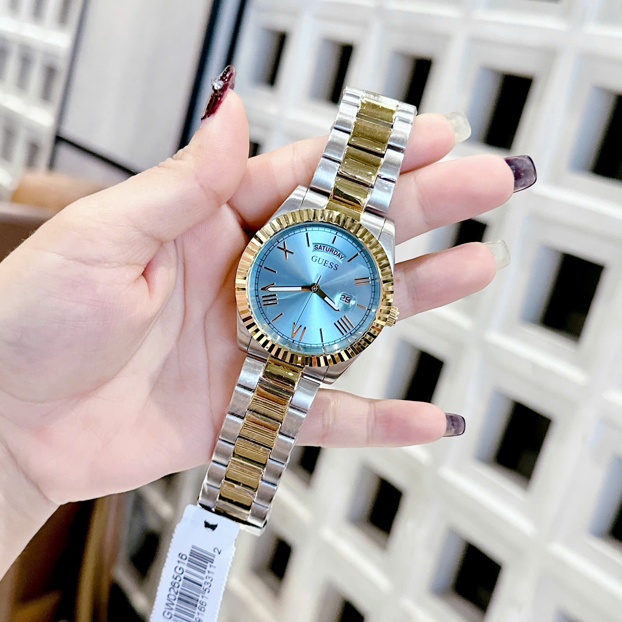 Đồng Hồ Guess Niềng Khía |Nam Giới |Mặt Xanh Ngọc |Dây Kim Loại Demi Vàng |Máy Pin (Quartz) |Size 42mm |donghogiatot.vn