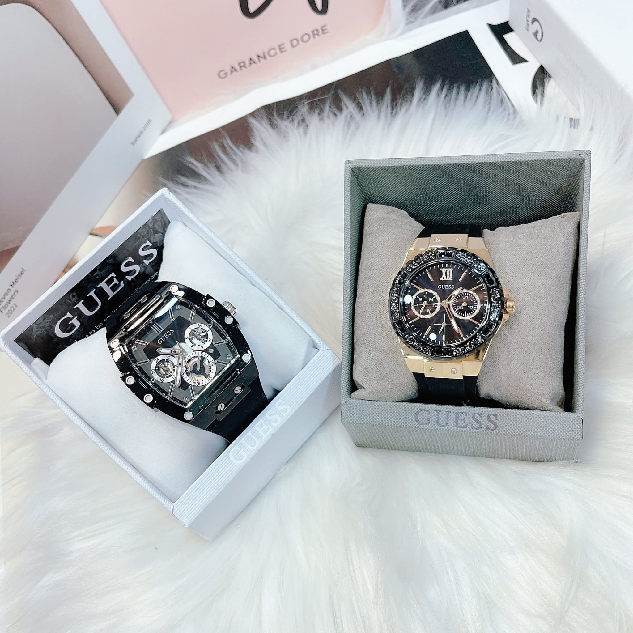 Đồng Hồ Guess Phoenix |Cặp Đôi |Chronograph |Mặt Đen |Dây Sillicone Đen |Size 43x36mm |donghogiatot.vn