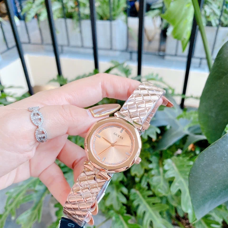 Đồng Hồ Guess Rumour |Nữ Giới |Rose Gold |Dây Kim Loại |Máy Pin (Quartz) |Size 34mm |donghogiatot.vn