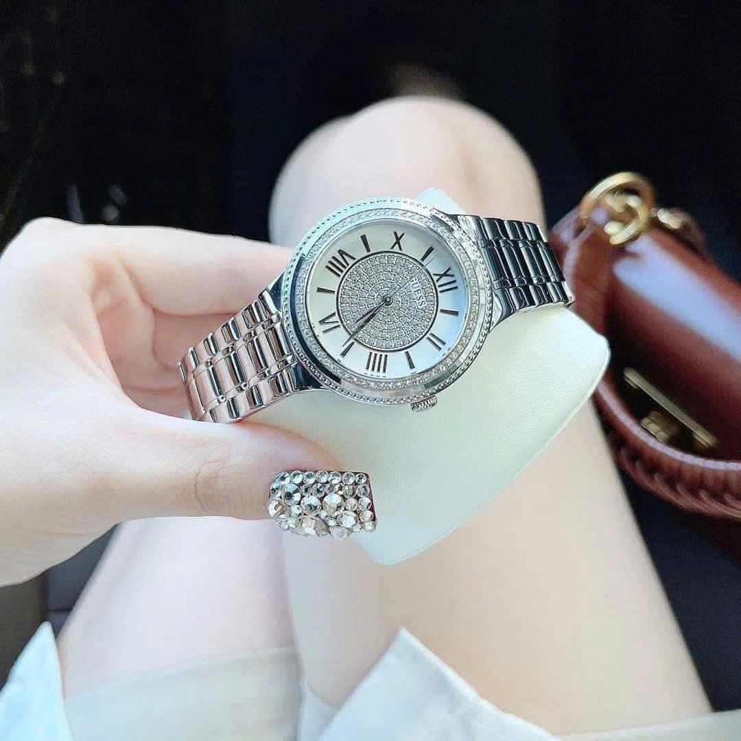 Đồng Hồ Guess Viền Đá |Nữ Giới |Mặt Số La Mã |Dây Kim Loại Silver |Máy Pin (Quartz) |Size 36mm |donghogiatot.vn