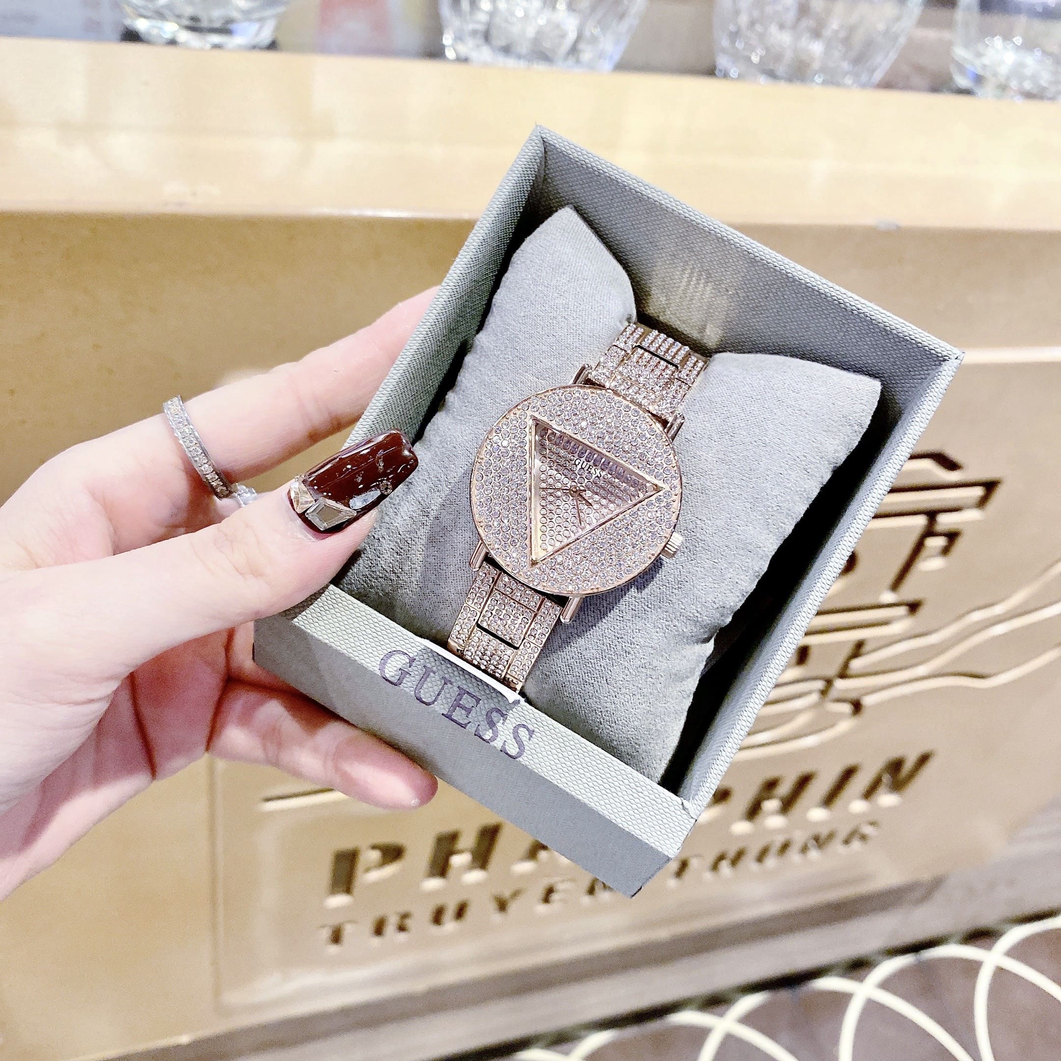 Đồng Hồ Guess Ladies Trend |Nữ Giới |Rose Gold |Dây Kim Loại |Máy Pin (Quartz) |Size 36mm |dinghogiatot.vn