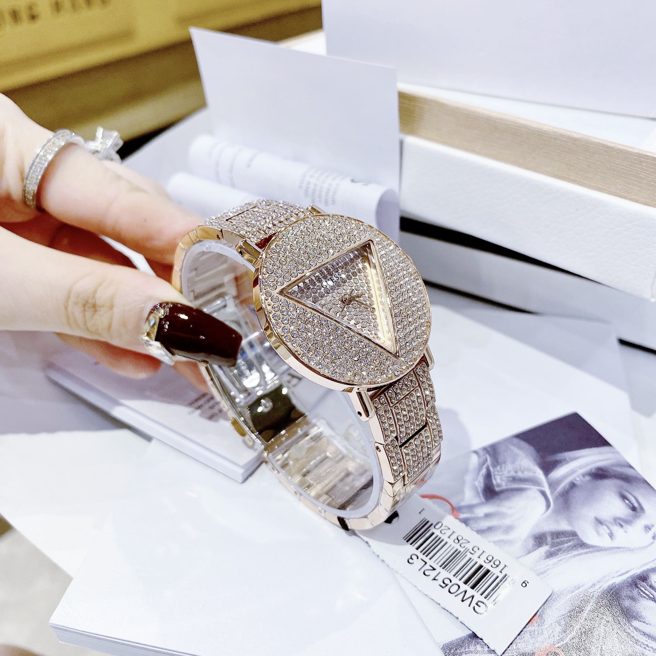 Đồng Hồ Guess Ladies Trend |Nữ Giới |Rose Gold |Dây Kim Loại |Máy Pin (Quartz) |Size 36mm |dinghogiatot.vn