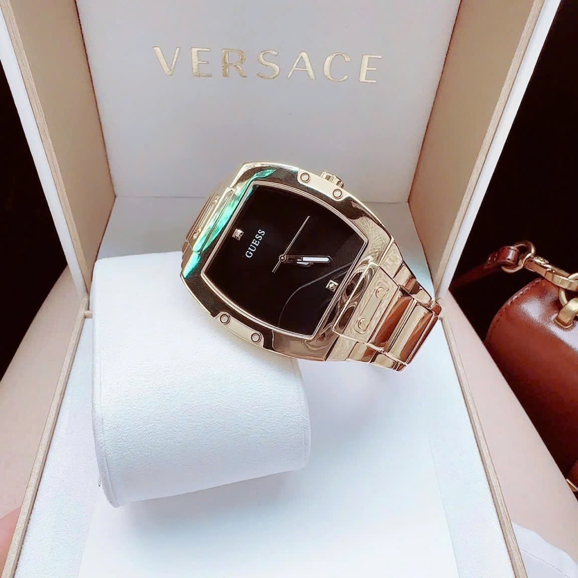 Đồng Hồ Guess Phoenix |Nam giới |Mặt Đen |Dây Kim Loại Vàng Gold |Máy Pin (Quartz) |Size 43mm |donghogiatot.vn