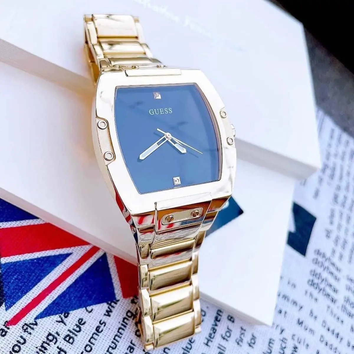 Đồng Hồ Guess Phoenix |Nam giới |Mặt Đen |Dây Kim Loại Vàng Gold |Máy Pin (Quartz) |Size 43mm |donghogiatot.vn