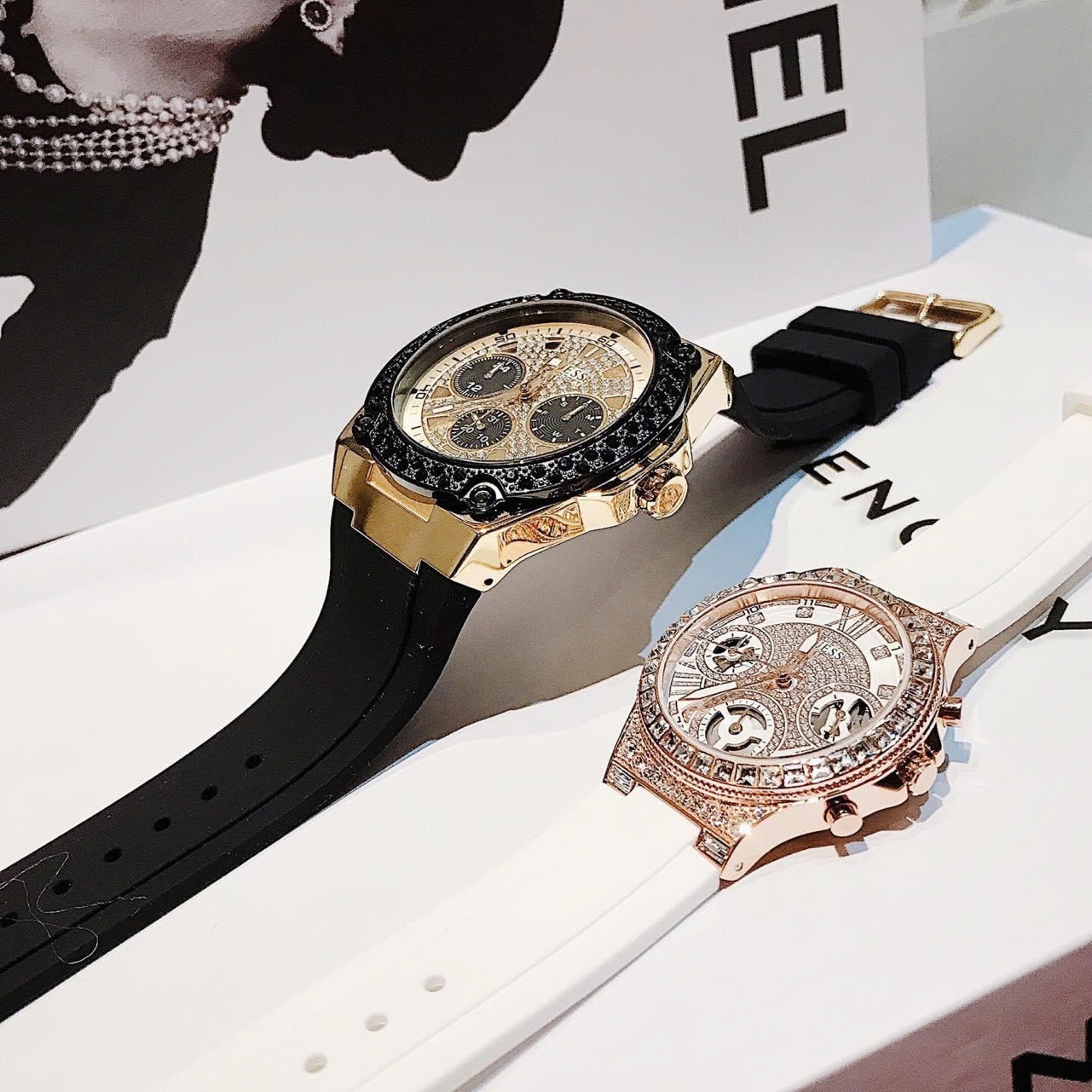 Đồng Hồ Guess Rigor |Cặp Đôi |Multifunction |Đính Đá |Dây Sillicone |Size 43x36mm |donghogiatot.vn