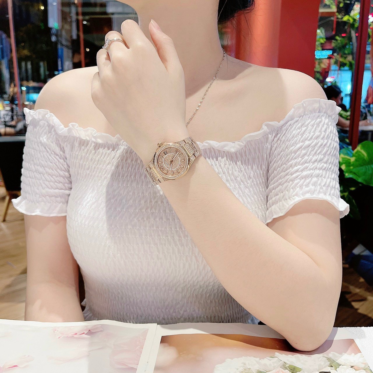 Đồng Hồ Hanboro Full Đá Swarovski |Nữ Giới |Rose Gold |Dây Kim Loại |Máy Pin (Quartz) |Size 34mm |donghogiatot.vn