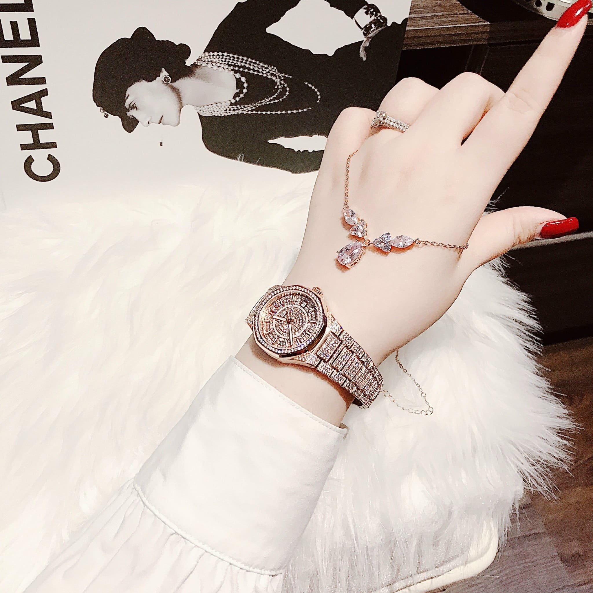 Đồng Hồ Hanboro Full Đá Swarovski |Nữ Giới |Rose Gold |Dây Kim Loại |Máy Pin (Quartz) |Size 34mm |donghogiatot.vn