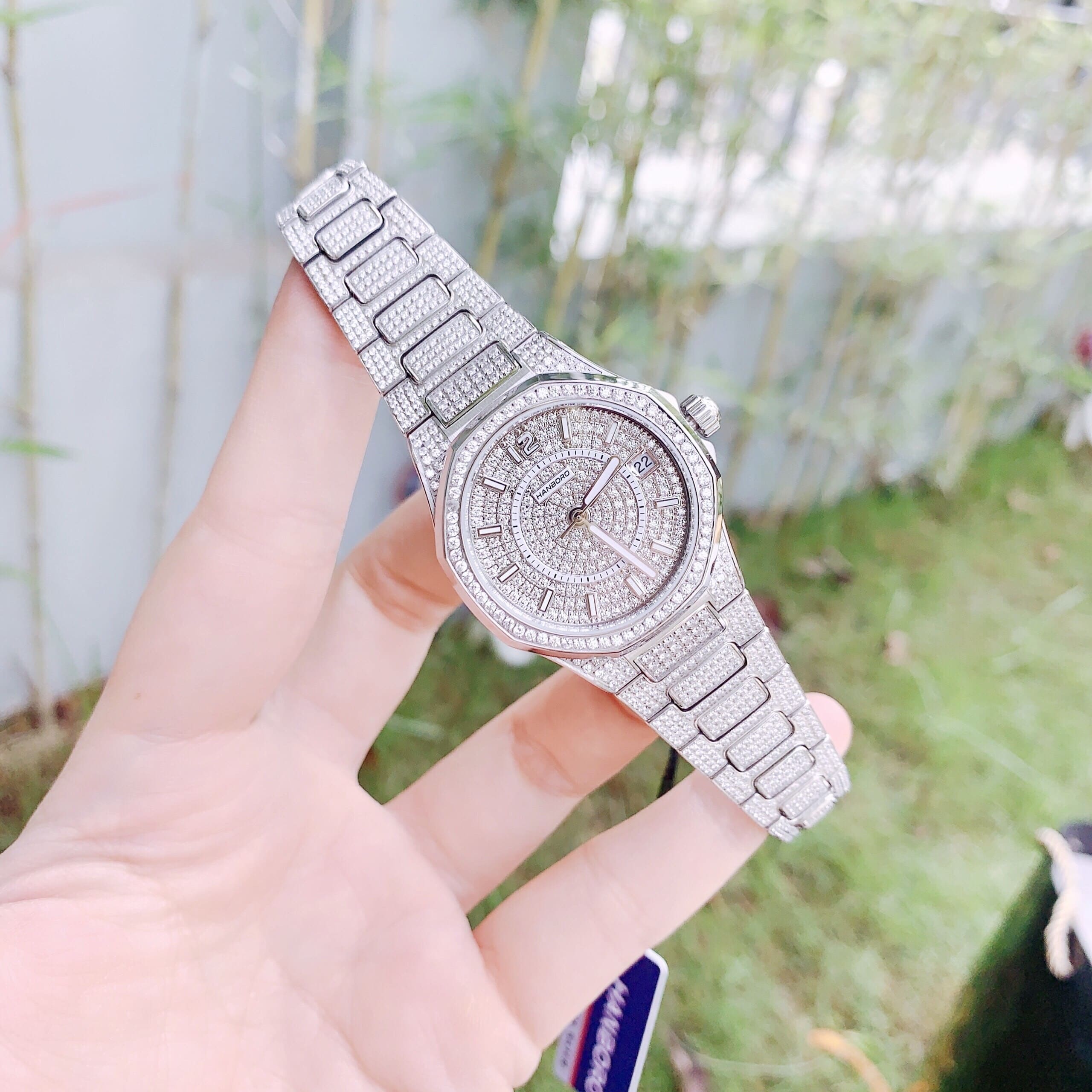 Đồng Hồ Hanboro Full Đá Swarovski  |Nữ Giới |Trắng Silver |Dây Kim Loại |Máy Pin (Quartz) |Size 34mm |donghogiatot.vn