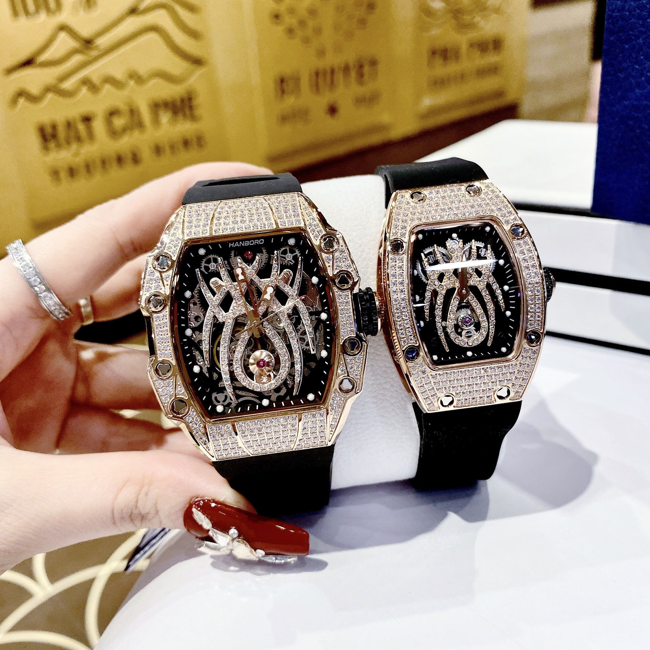 Đồng Hồ Hanboro Mặt Nhện |Cặp Đôi |Đính Đá |Rose Gold |Dây Cao Su Đen |donghogiatot.vn