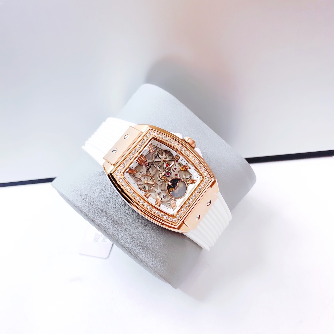 Đồng Hồ Hanboro Moonphase |Nữ Giới |Rose Gold |Mặt Chữ Nhật |Dây Silicone Trắng |Máy Pin |Size 32x36mm |donghogiatot.vn