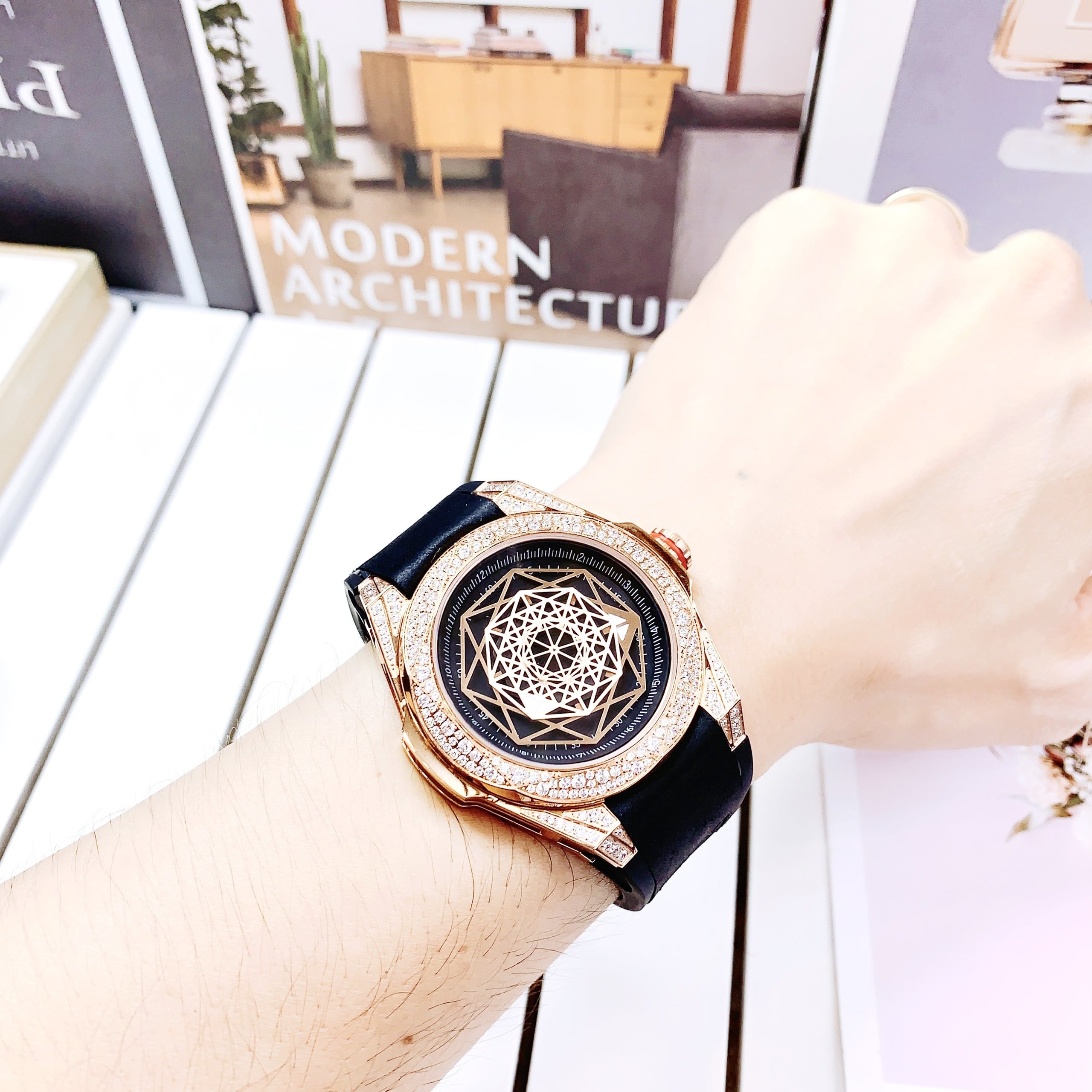 Đồng Hồ Hanboro Vũ Trụ Rose Gold |Nam Giới |Mặt Đính Đá |Dây Da |Máy Pin (Quartz) |Size 43mm |Donghohogiatot.vn