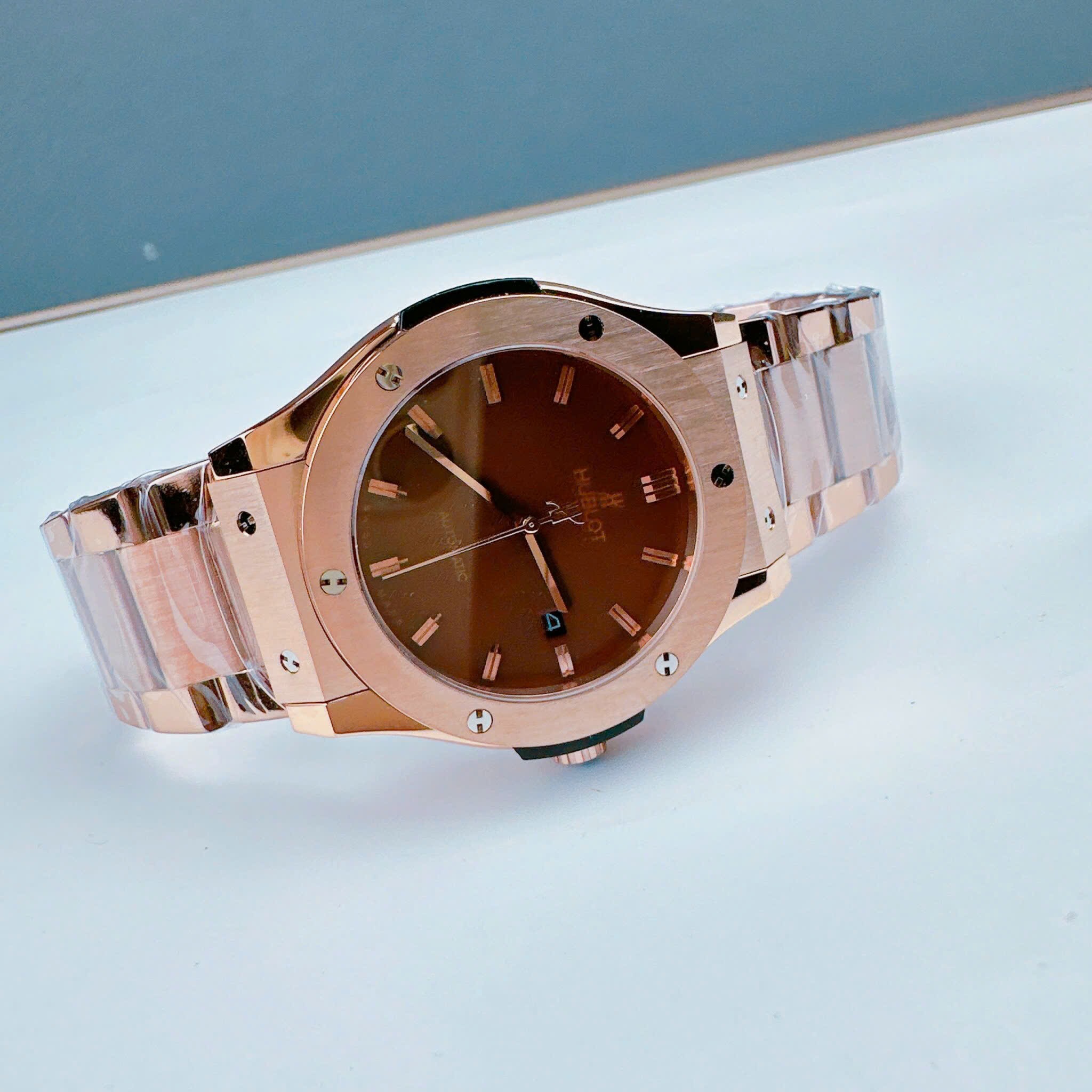 Đồng Hồ Hublot Classic Fusion |Nam Giới |Dây Kim Loại Rose Gold |Máy Tự Động (Automatic) |Size 42mm |donghogiatot.vn