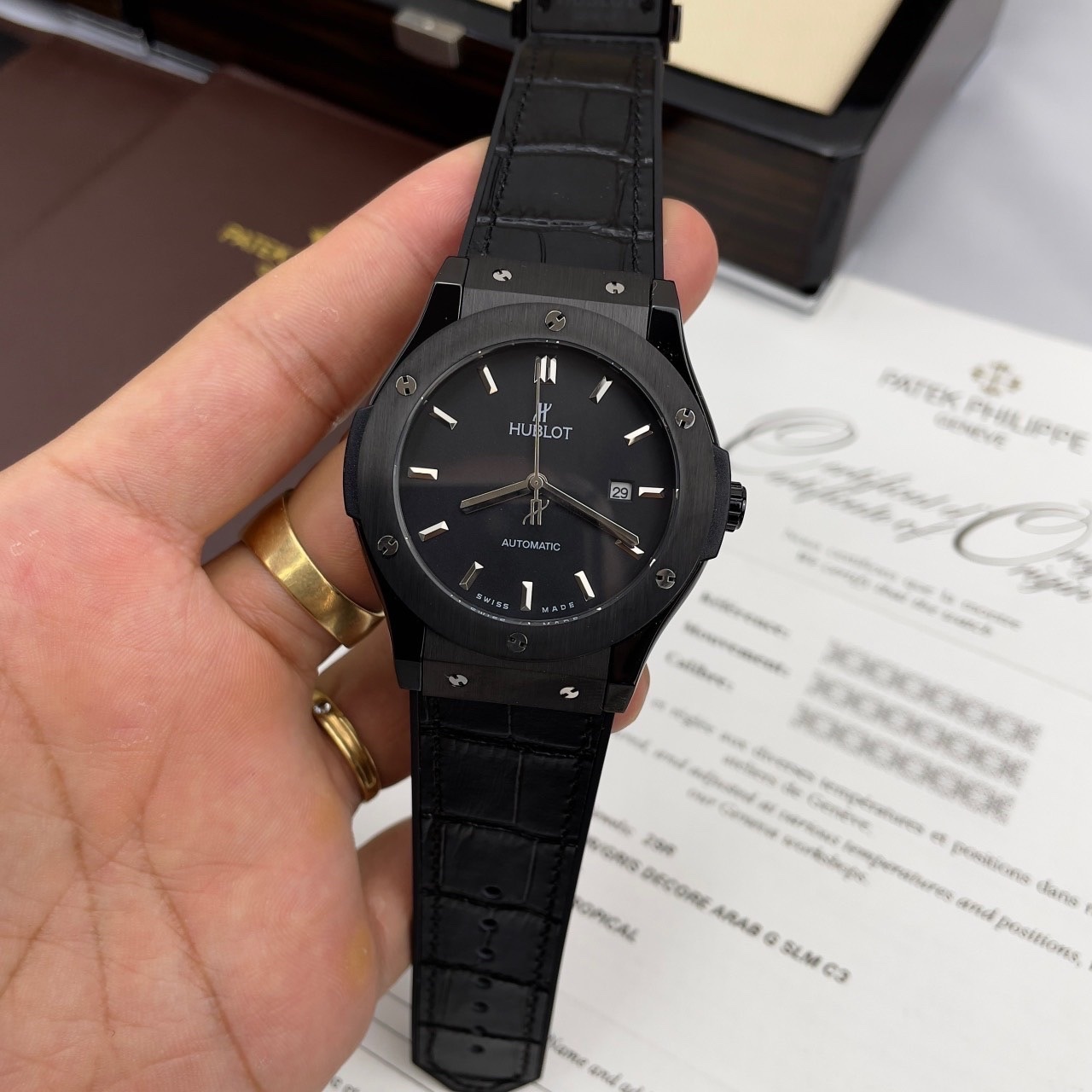 Đồng Hồ Hublot Classic Fusion |Nam Giới |Full Đen |Dây Da Bọc Cao Su |Máy Cơ (Automatic) |Size 42mm |donghogiatot.vn
