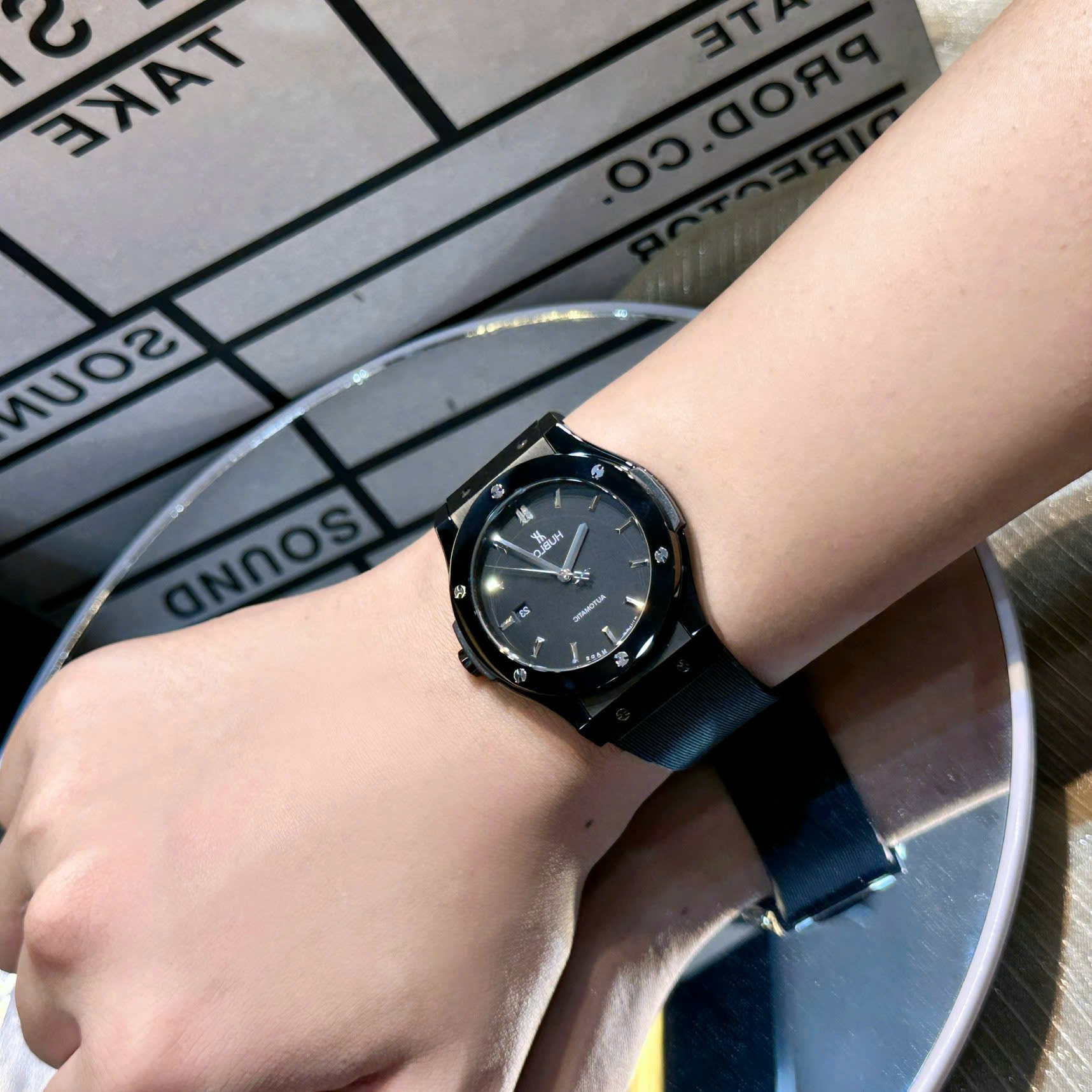 Đồng Hồ Hublot Classic Fusion |Nam Giới |Mặt Full Đen |Dây Silicone Đen |Máy Cơ (Automatic) |Size 42mm |donghogiatot.vn