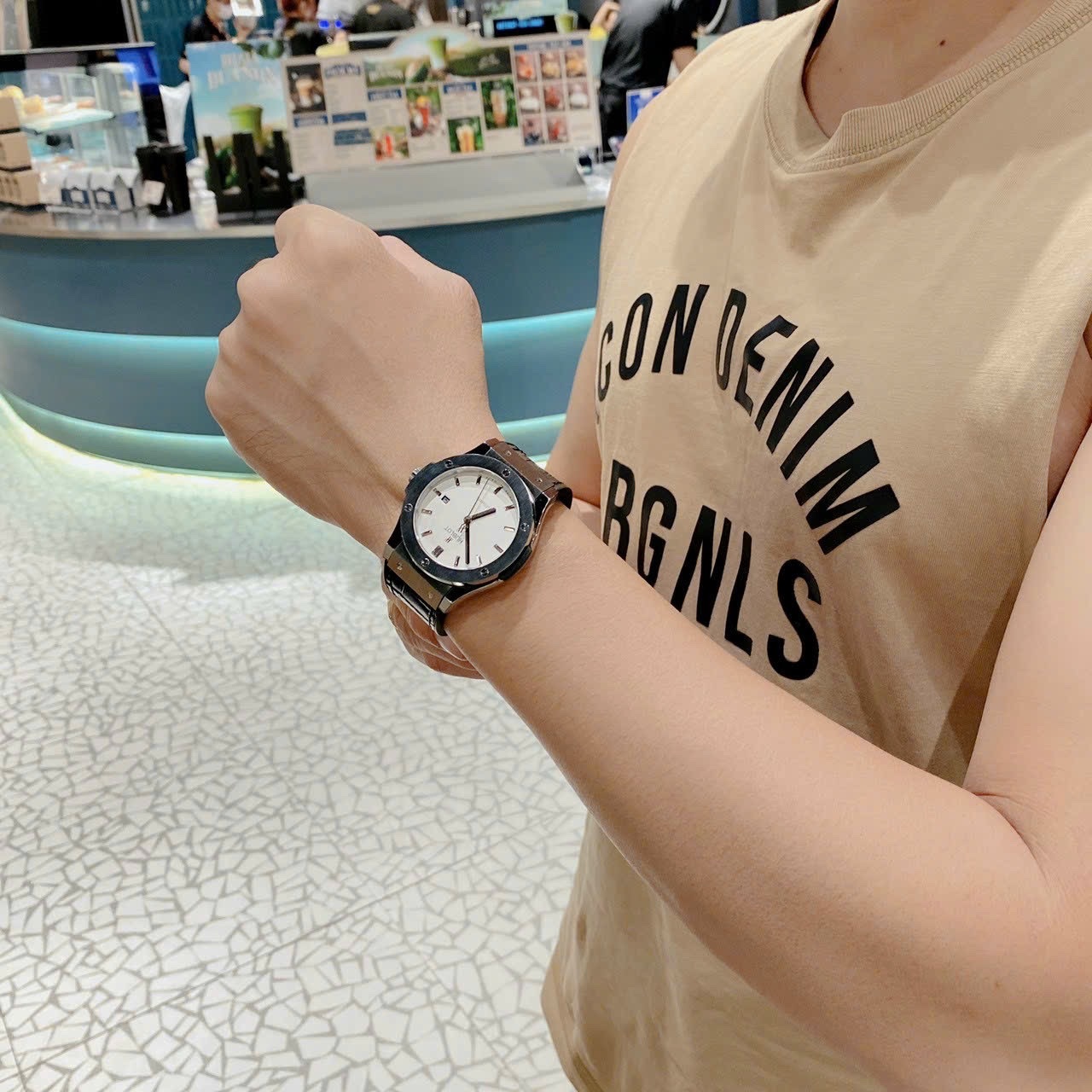 Đồng Hồ Hublot Classic Fusion |Nam Giới |Mặt Trắng |Dây Da Bọc Cao Su |Máy Cơ (Automatic) |Size 42mm |donghogiatot.vn