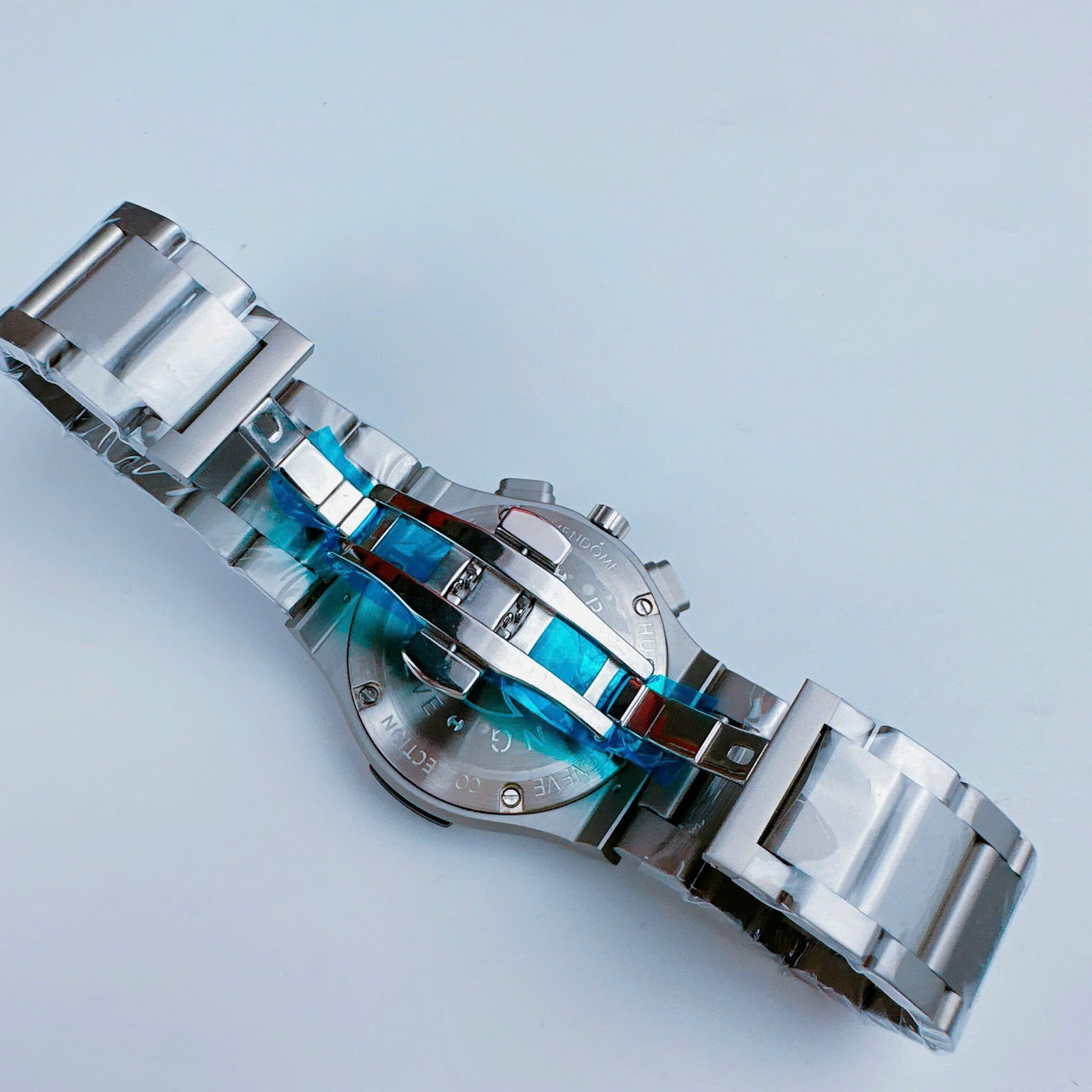 Đồng Hồ Hublot Classic |Nam Giới |6 Kim |Dây Kim Loại Xám |Máy Pin (Máy Quartz) |Size 42mm |donghogiatot.vn