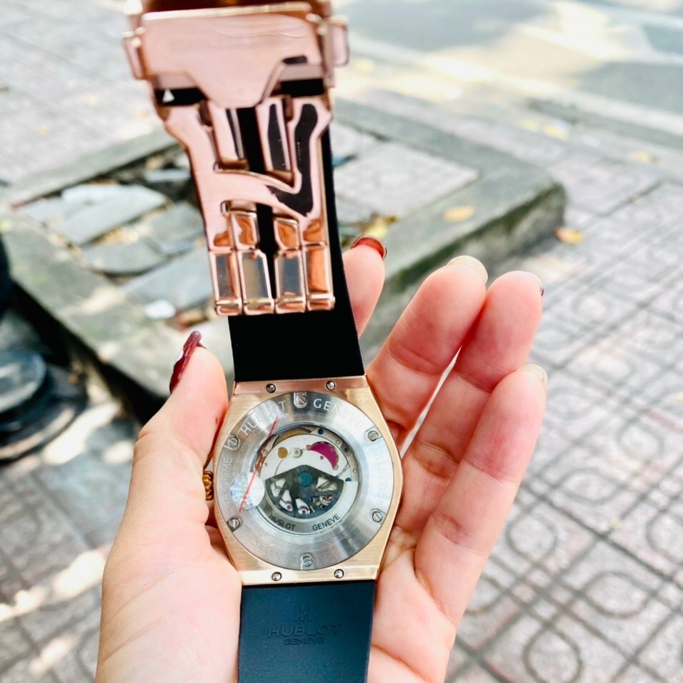 Đồng Hồ Hublot Classic Orlinski |Nam Giới |Rose Gold |Dây Silicone Đen |Máy Cơ (Automatic) |Size 42mm |donghogiatot.vn