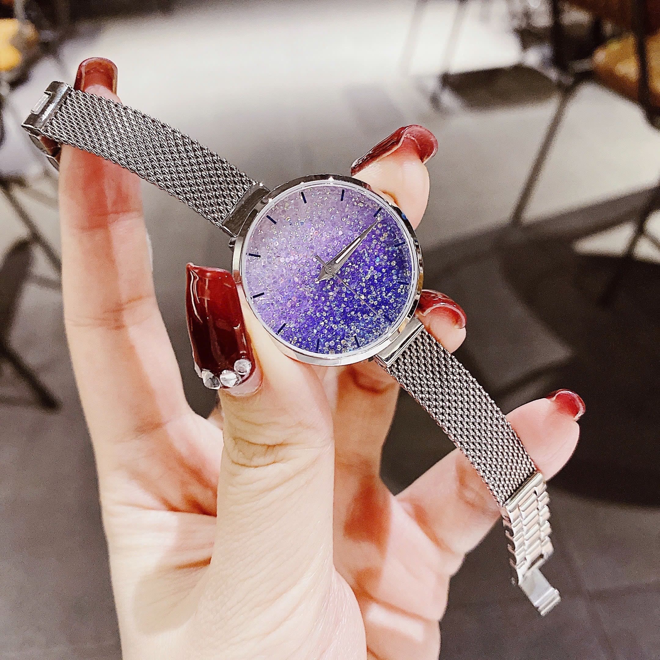 Đồng Hồ Melissa Full Đá Xanh |Nữ Giới |Dây Mesh Lưới Trắng Silver |Máy Pin (Quartz) |Size 30mm |donghogiatot.vn