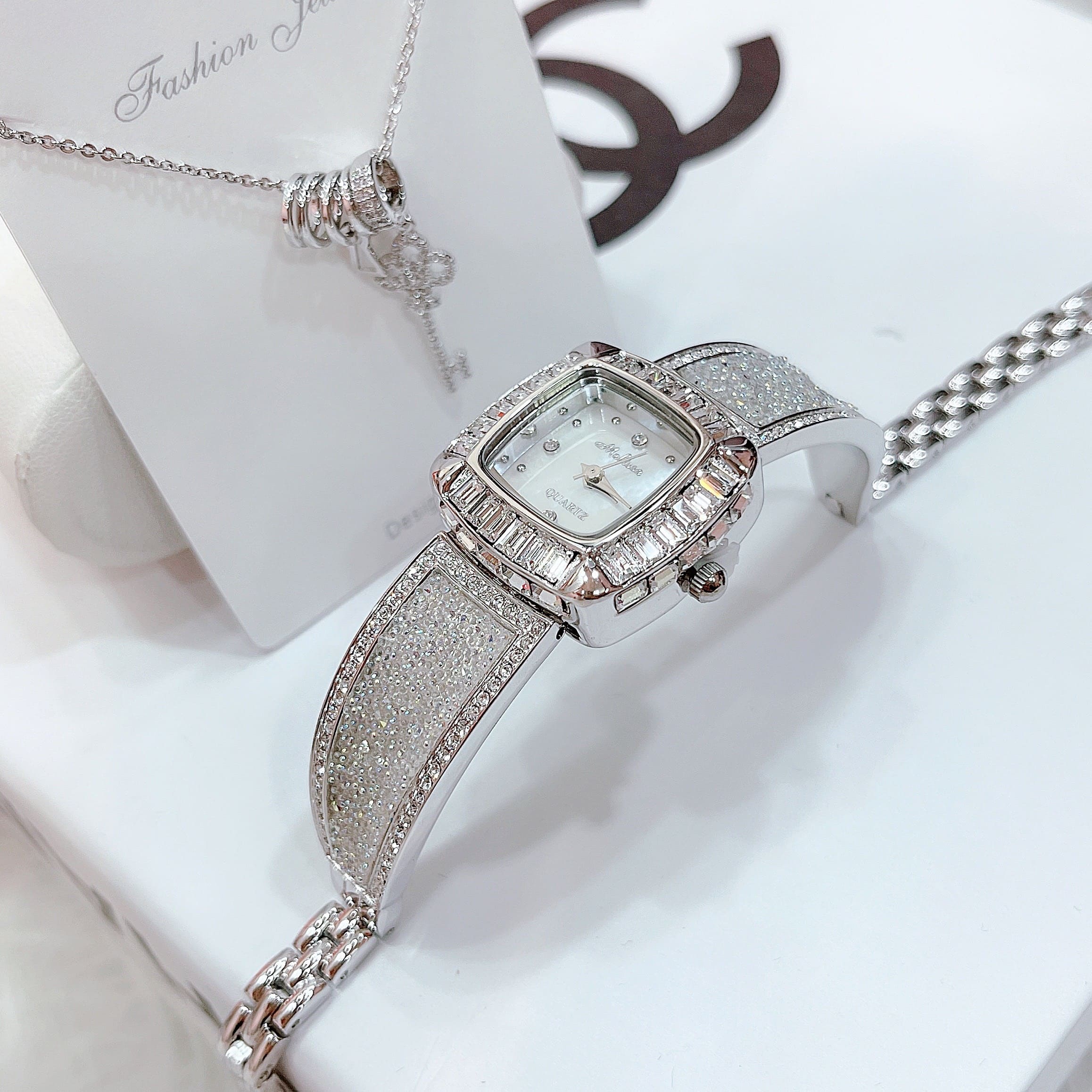 Đồng Hồ Melissa Mặt Vuông |Nữ Giới |Đính Đá |Lắc Tay Trắng Silver |Máy Pin (Quartz) |Size 24mm |donghogiatot.vn