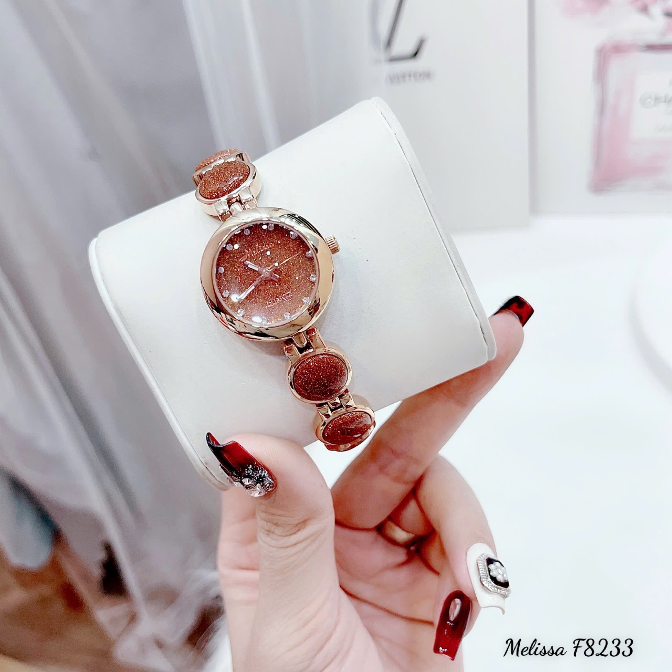 Đồng Hồ Melissa Mặt Đính Đá |Nữ Giới |Rose Gold |Lắc Tay Màu Cam |Máy Pin (Quartz) |Size 28mm |donghogiatot.vn