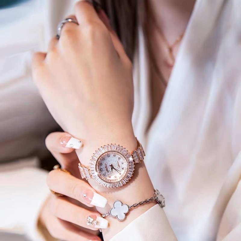 Đồng Hồ Melissa Mặt Họa Tiết |Nữ Giới |Rose Gold |Vòng Tay Đính Đá Pha Lê |Máy Pin (Quartz) |Size 33mm |donghogiatot.vn