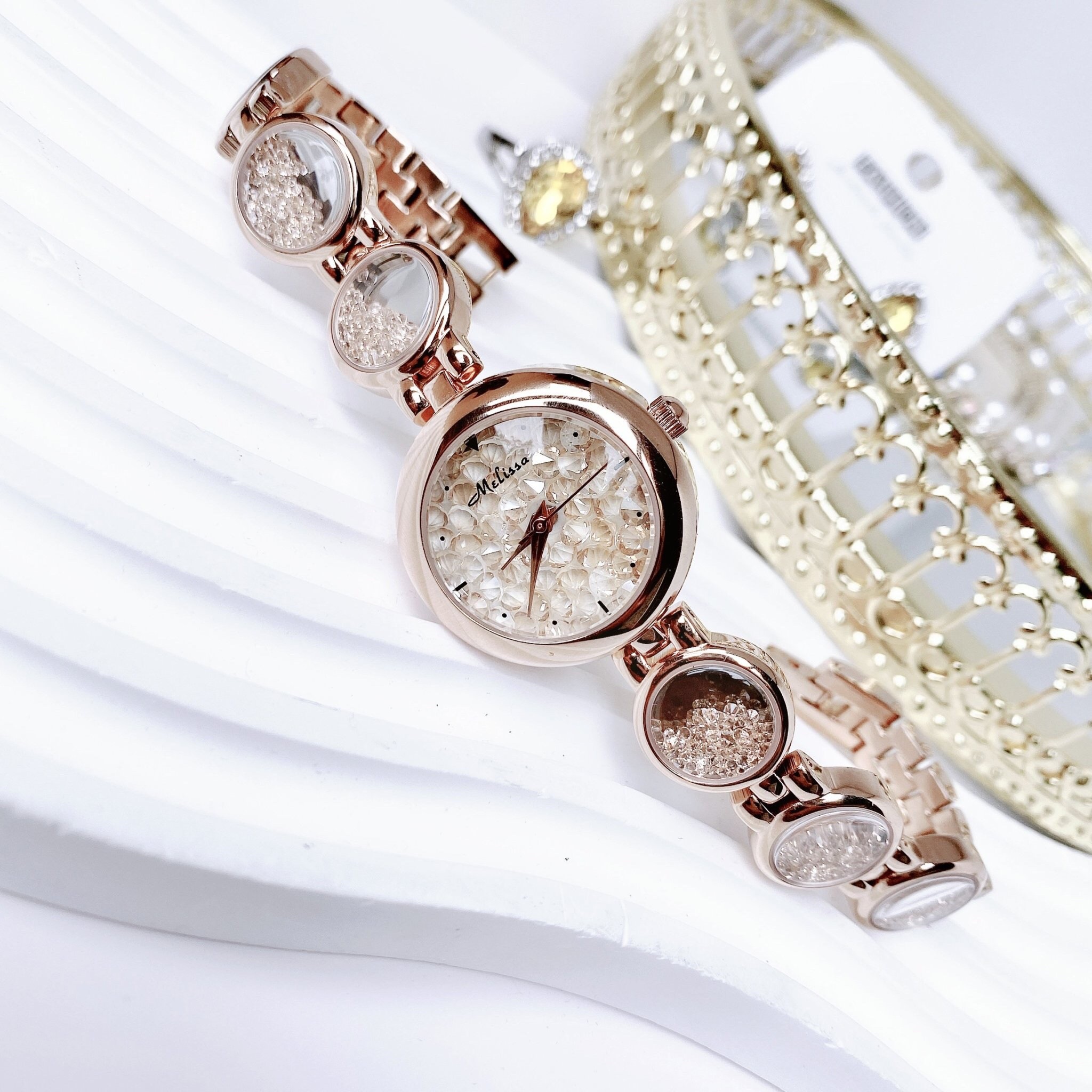 Đồng Hồ Melissa Mặt Tròn |Nữ Giới |Rose Gold |Lắc Tay Đính Đá Rơi Màu Rose |Máy Pin (Quartz) |Size 28mm |donghogiatot.vn