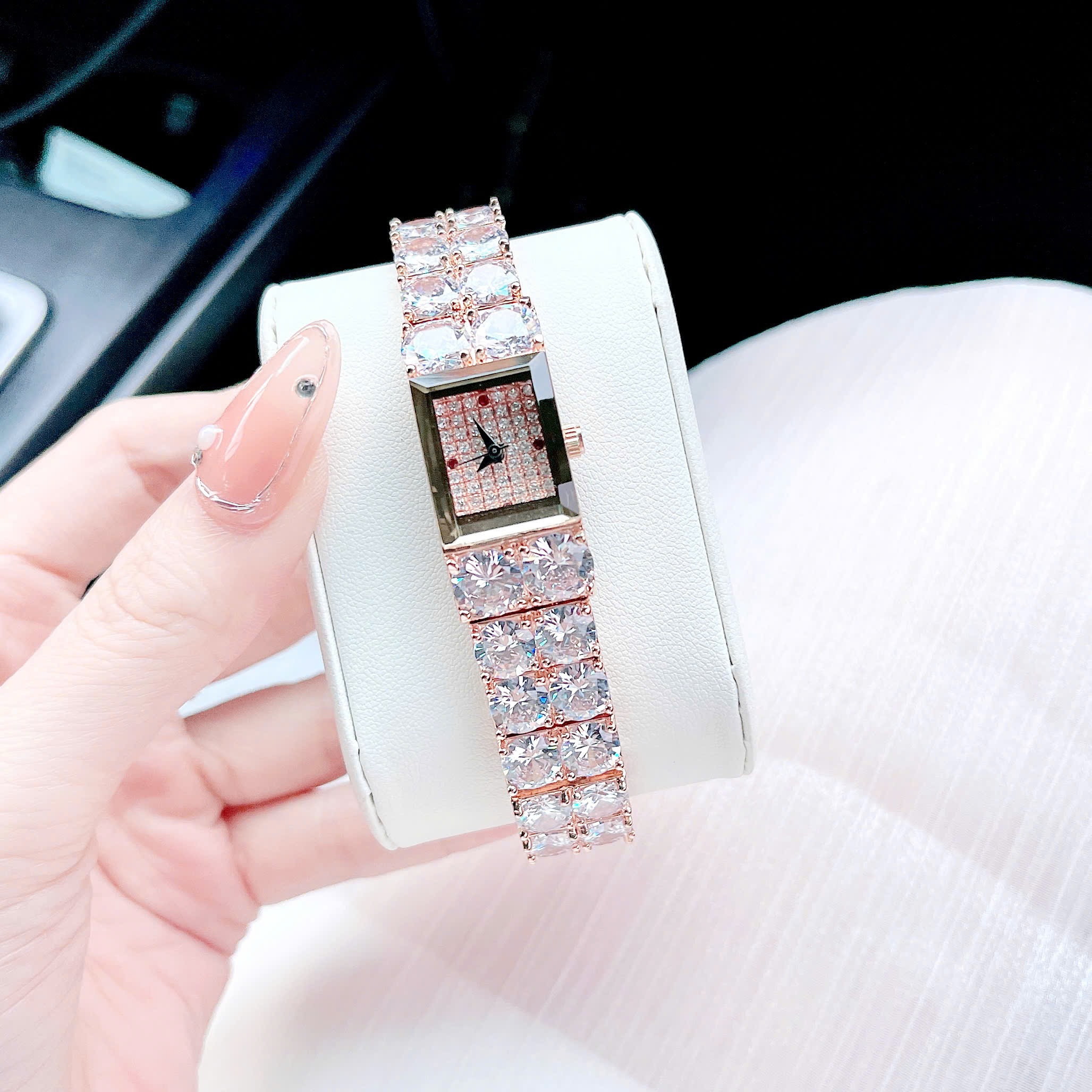 Đồng Hồ Melissa Mặt Vuông |Nữ Giới |Rose Gold |Lắc Tay Đính Đá Swarovski |Máy Pin (Quartz) |Size 15x19mm |donghogiatot.vn