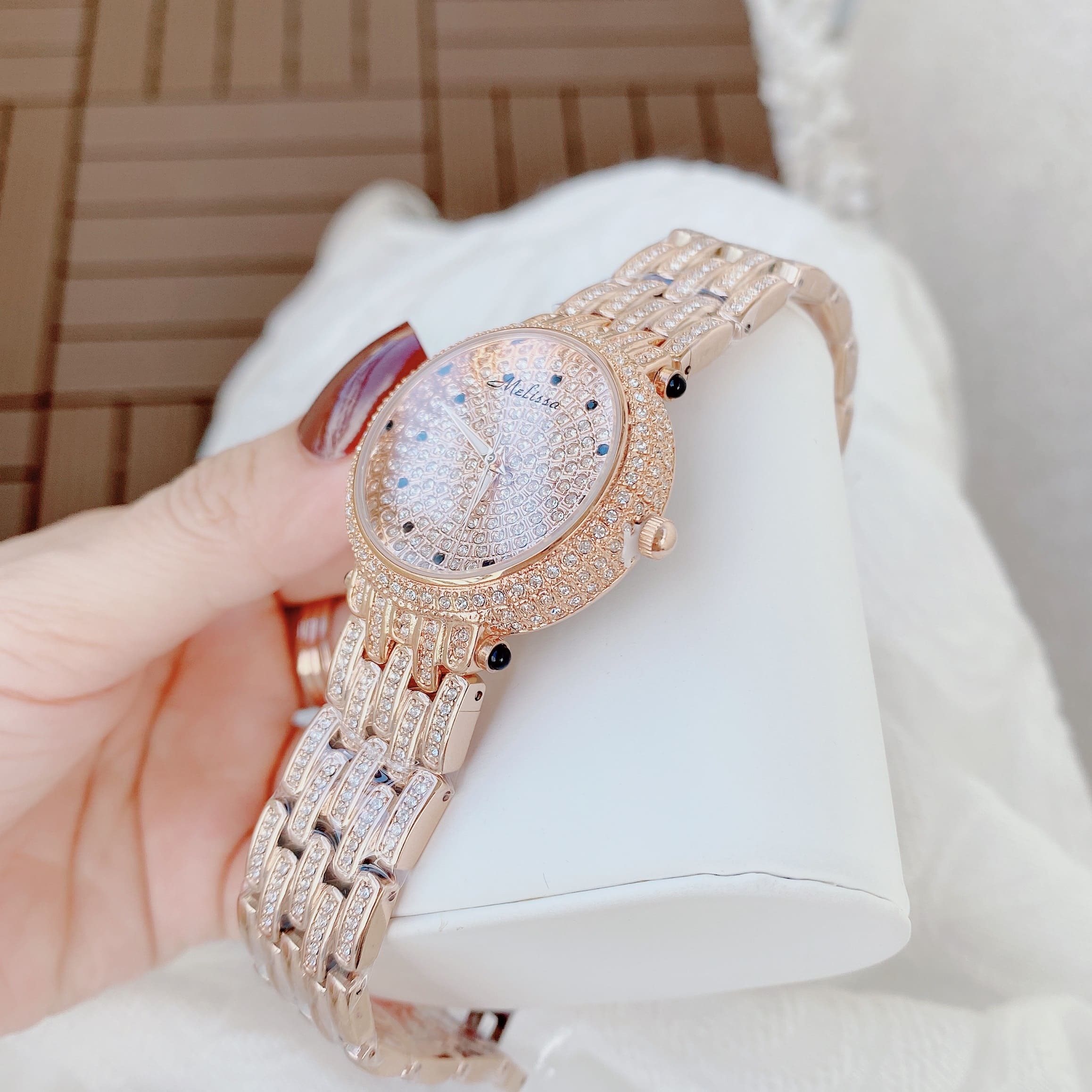 Đồng Hồ Melissa Full Đá Swarovski |Nữ Giới |Dây Kim Loại Rose Gold |Máy Pin (Quartz) |Size 36mm |donghogiatot.vn