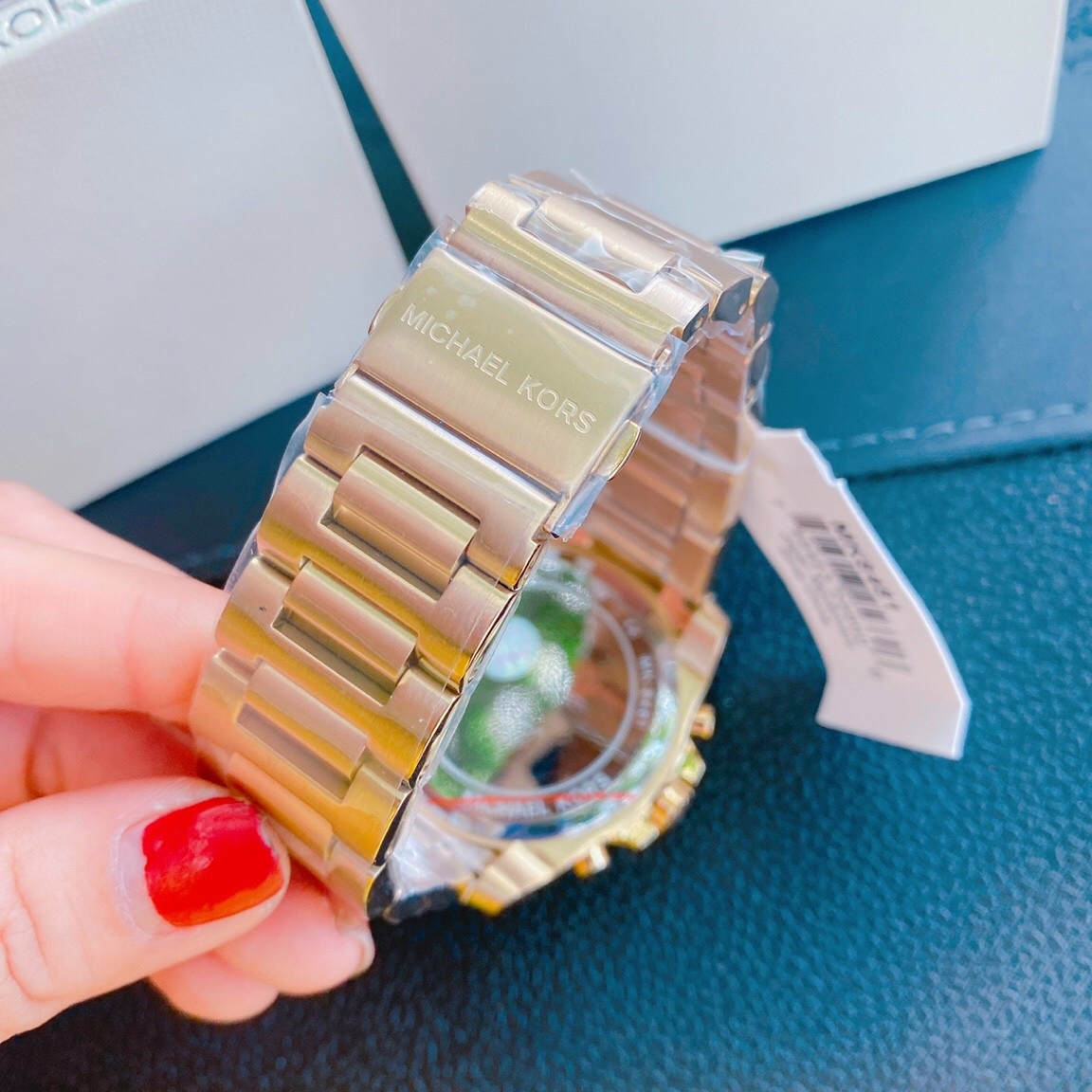 Đồng Hồ Michael Kors Brecken |Nam Giới |Mặt Đen |Dây Kim Loại Vàng Gold |Máy Pin (Quartz) |Size 45mm |donghogiatot.vn