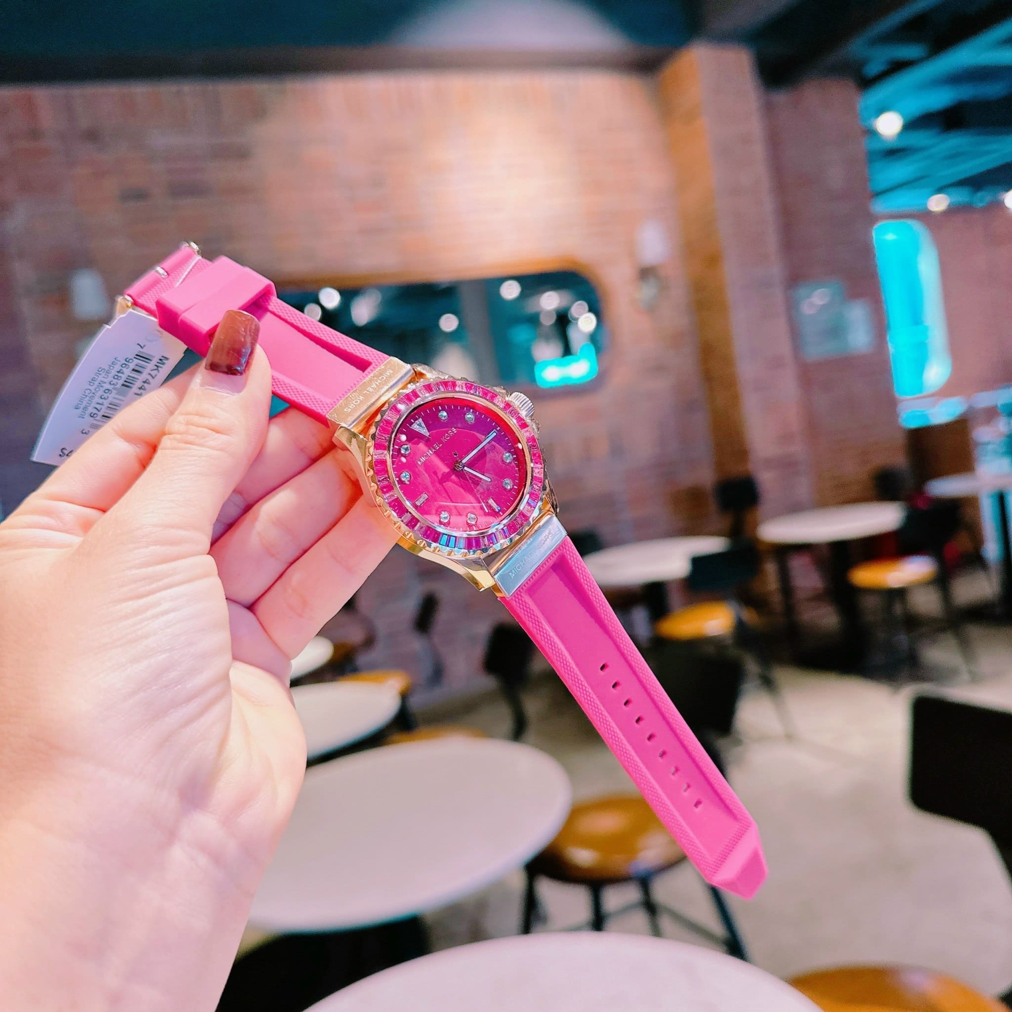 Đồng Hồ Michael Kors Everest |Unisex |Rose Gold |Dây Cao Su Hồng |Máy Pin (Quartz) |Size 42mm |donghogiatot.vn