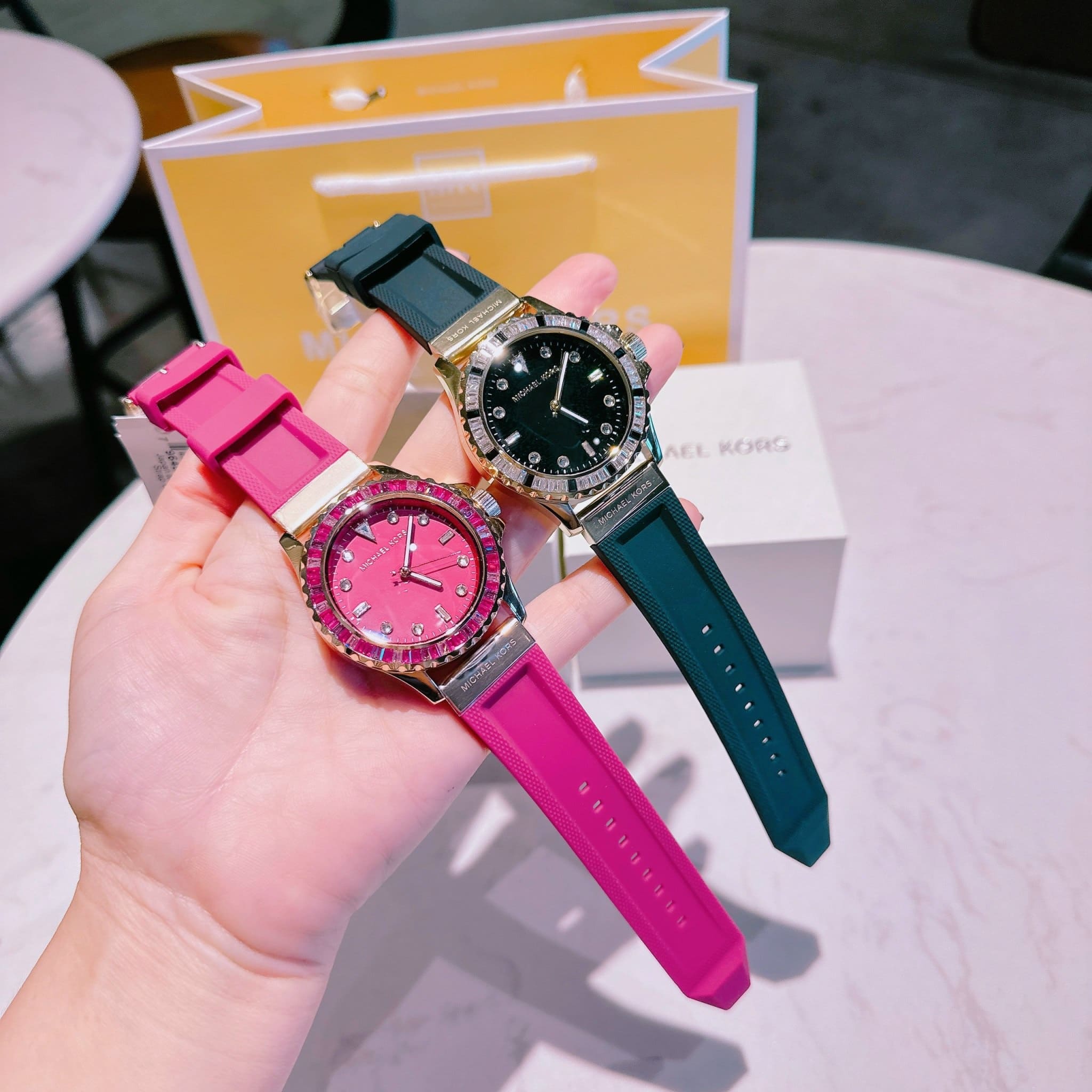 Đồng Hồ Michael Kors Everest |Unisex |Rose Gold |Dây Cao Su Hồng |Máy Pin (Quartz) |Size 42mm |donghogiatot.vn