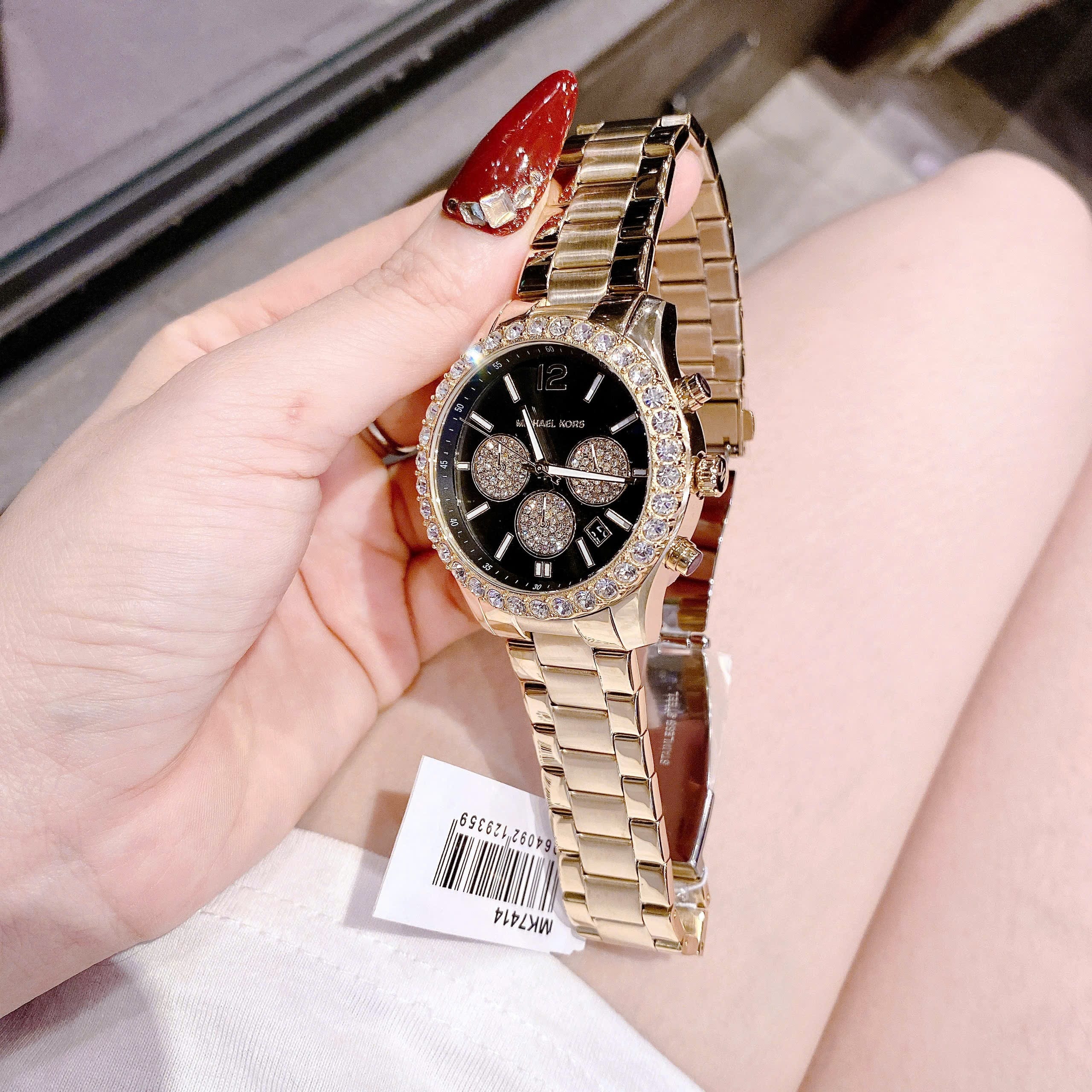 Đồng Hồ Michael Kors Berkley |Nữ Giới |Mặt Đen |Đính Đá |Dây Kim Loại Vàng Gold |Máy Pin (Quartz) |Size 40mm |donghogiatot.vn