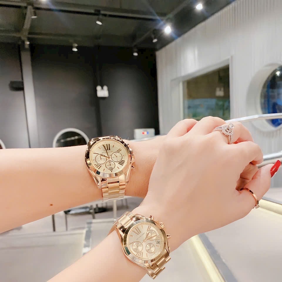 Đồng Hồ Michael Kors Bradshaw |Cặp Đôi |Mặt Tròn |Dây Kim Loại Vàng Gold |Máy Pin (Quartz) |Size 42x36mm |donghogiatot.vn