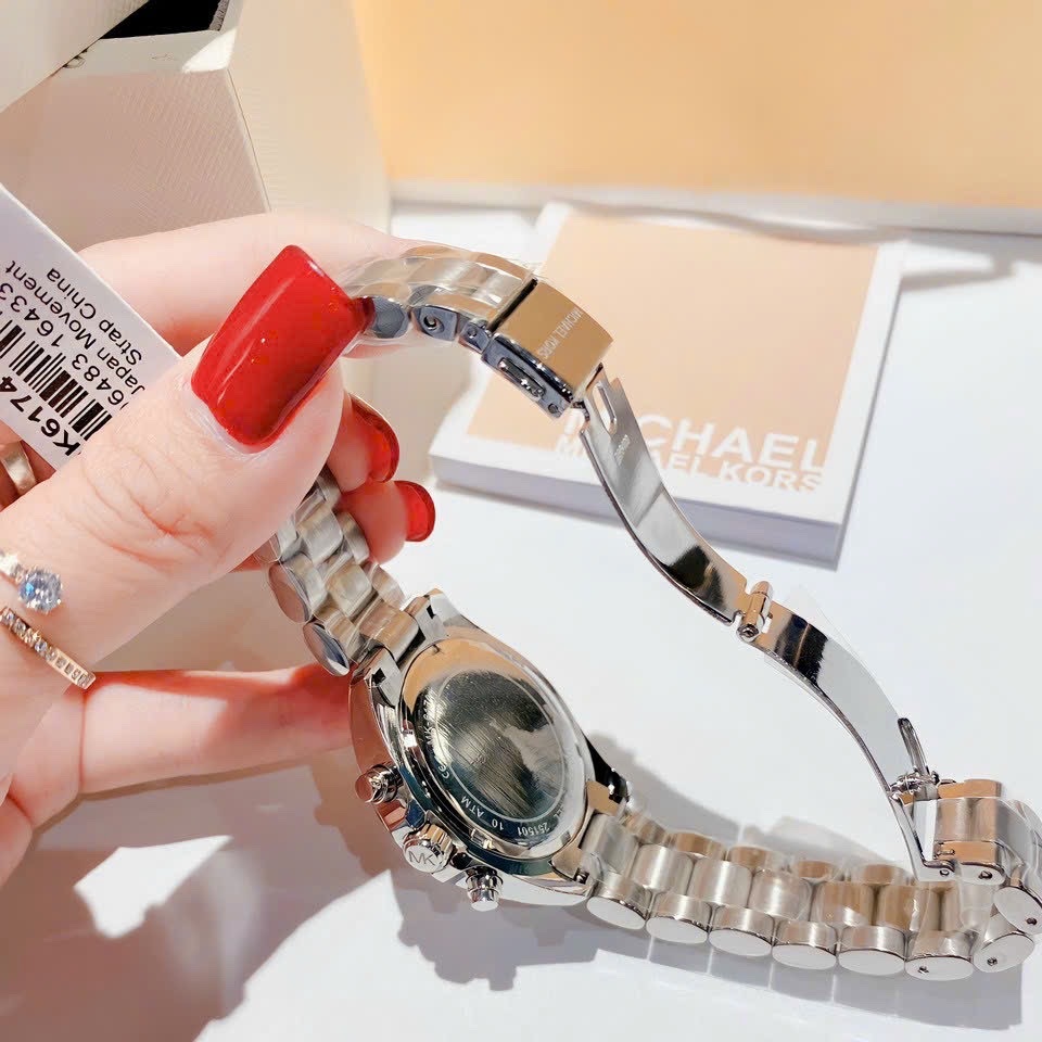 Đồng Hồ Michael Kors Bradshaw |Nữ Giới |Mặt Trắng |Dây Kim Loại Silver |Máy Pin (Quartz) |Size 36mm |donghogiatot.vn