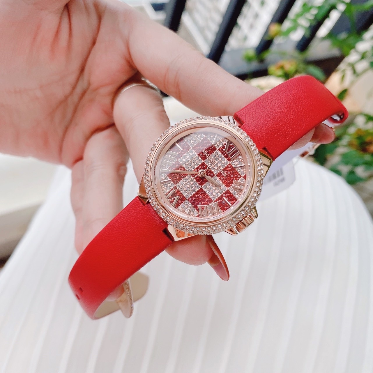 Đồng Hồ Michael Kors Camille Limited |Nữ Giới |Rose Gold |Dây Da Đỏ |Máy Pin (Quartz) |Size 33mm |donghogiatot.vn