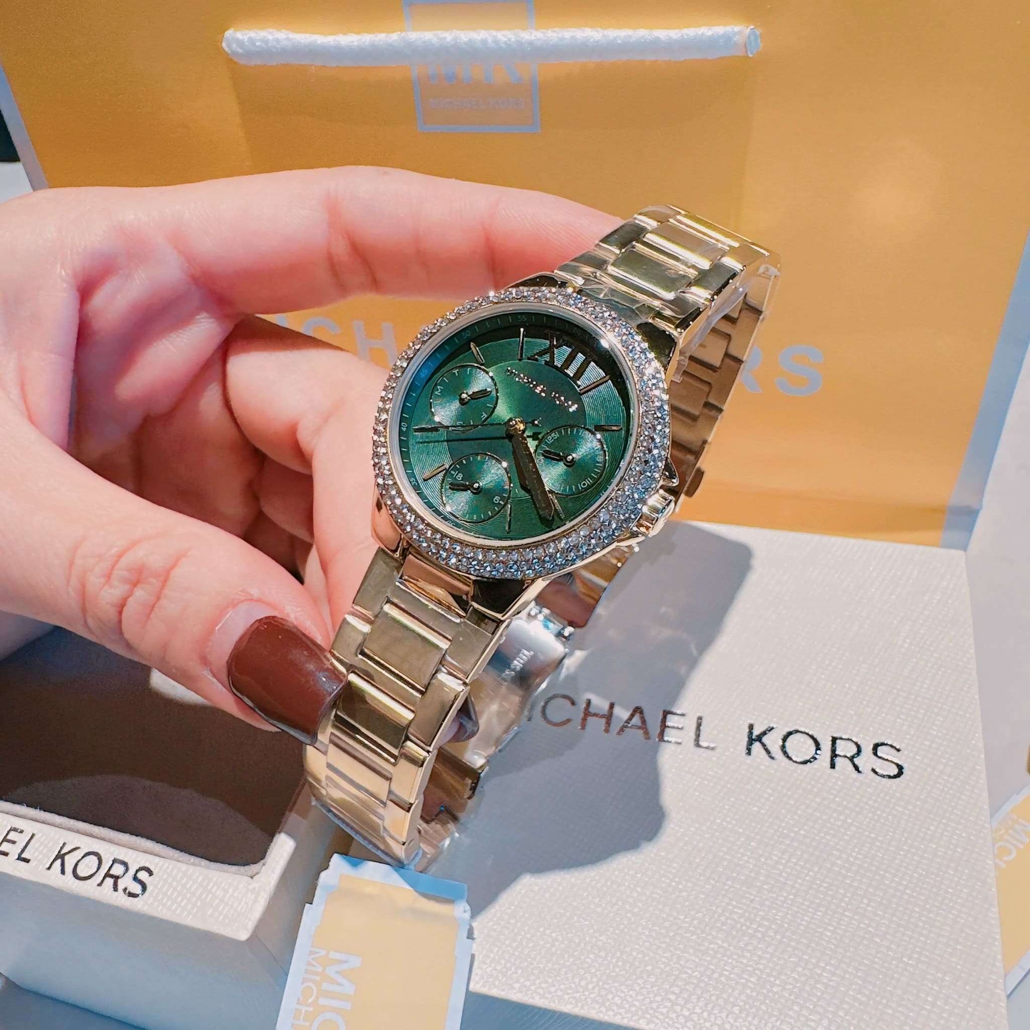 Đồng Hồ Michael Kors Camille |Nữ Giới |Mặt Xanh Lá |Dây Kim Loại Vàng Gold |Máy Pin (Quartz) |Size 33mm |donghogiatot.vn