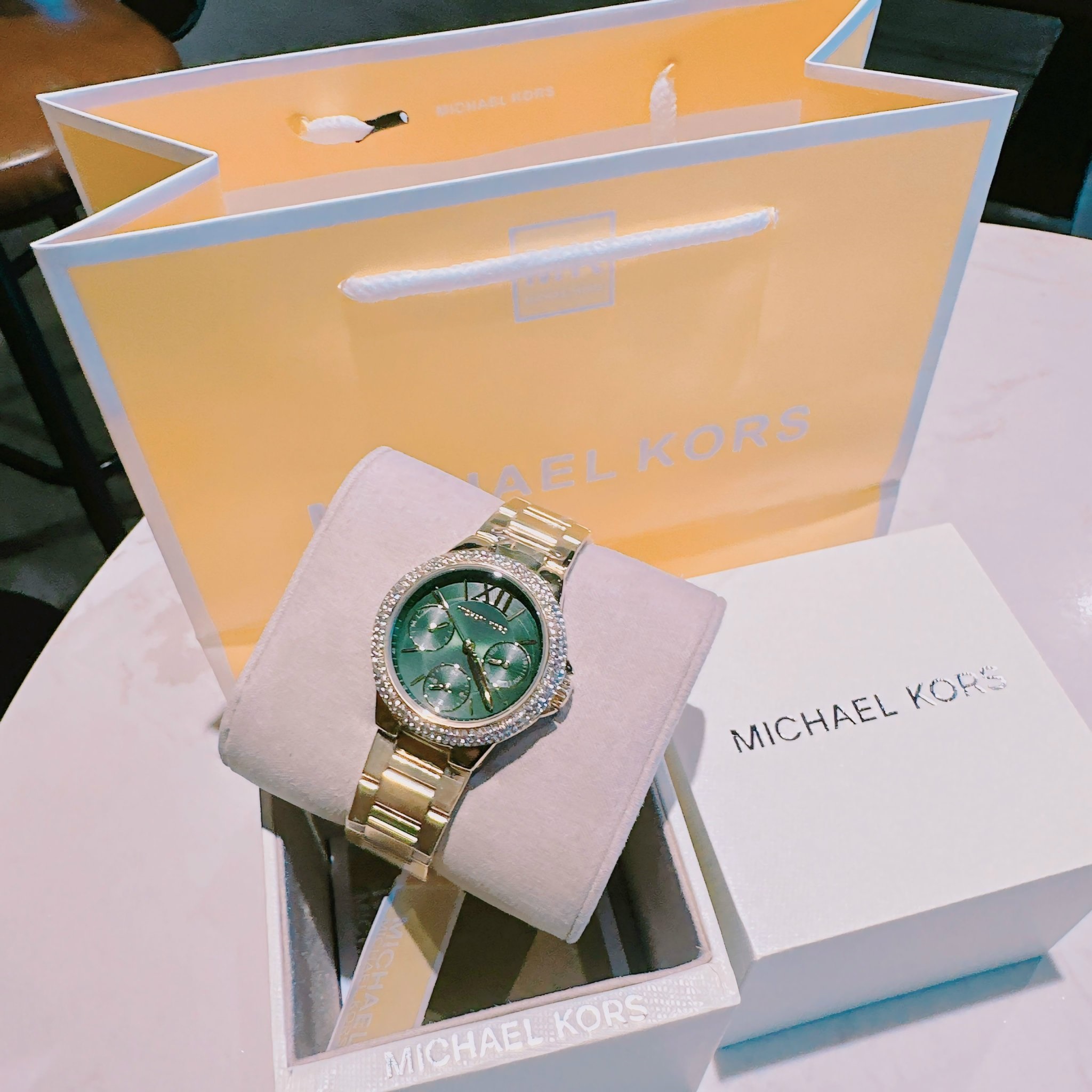 Đồng Hồ Michael Kors Camille |Nữ Giới |Mặt Xanh Lá |Dây Kim Loại Vàng Gold |Máy Pin (Quartz) |Size 33mm |donghogiatot.vn